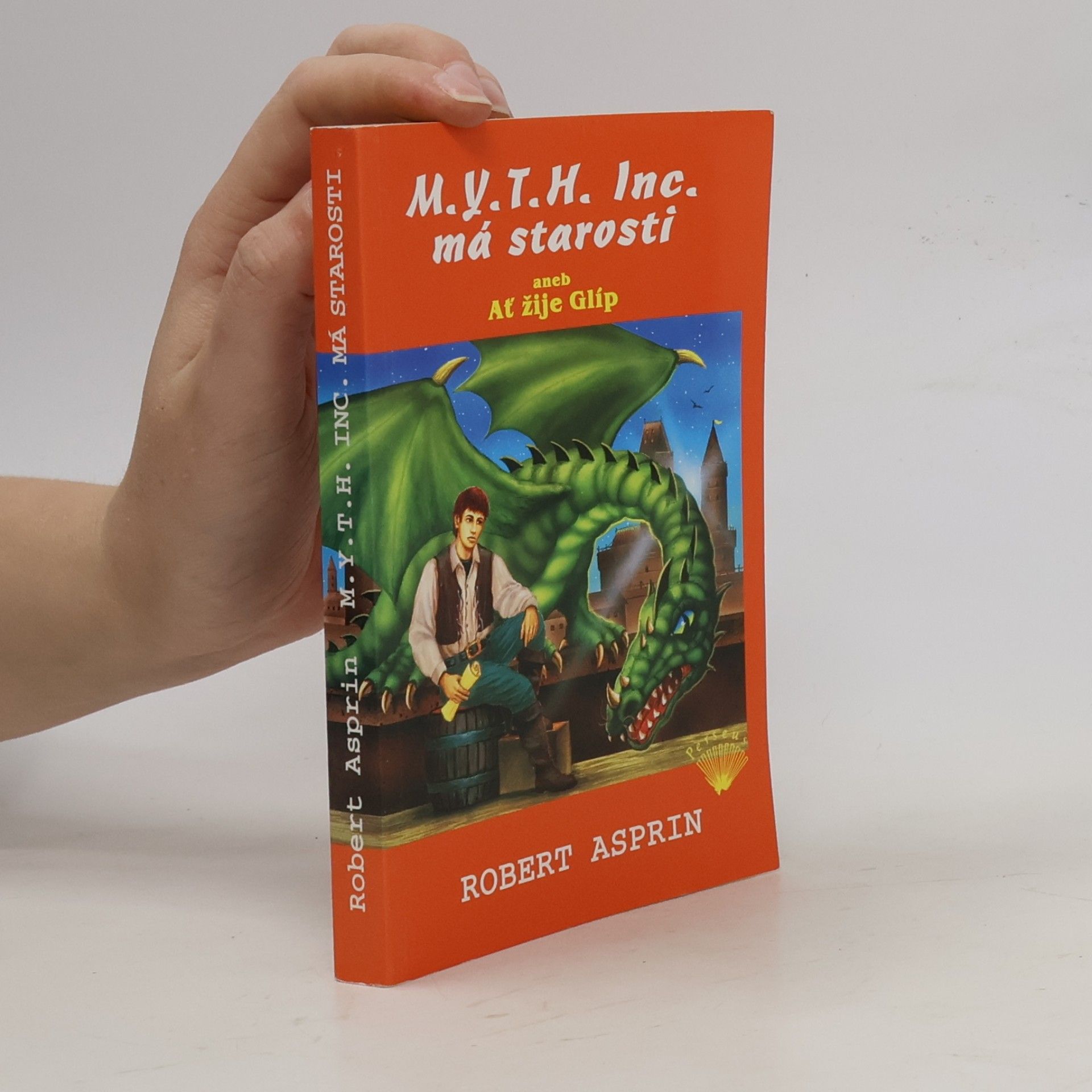 M.Y.T.H. Inc. má starosti, aneb, Ať žije Glíp