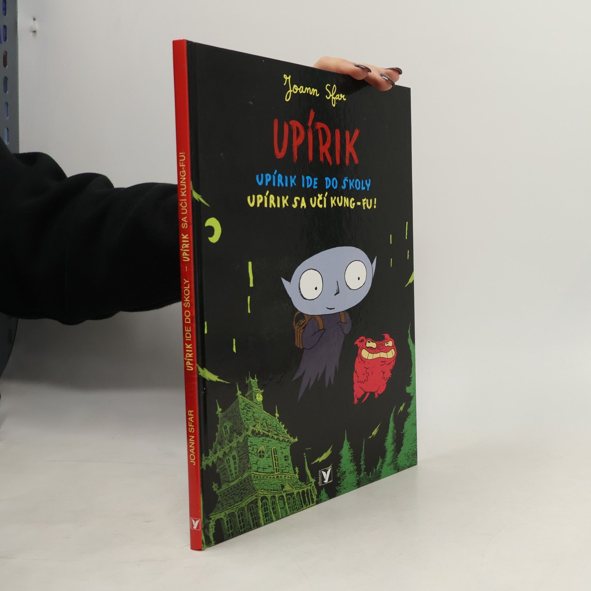 Upírik ide do školy ; Upírik sa učí kung-fu!