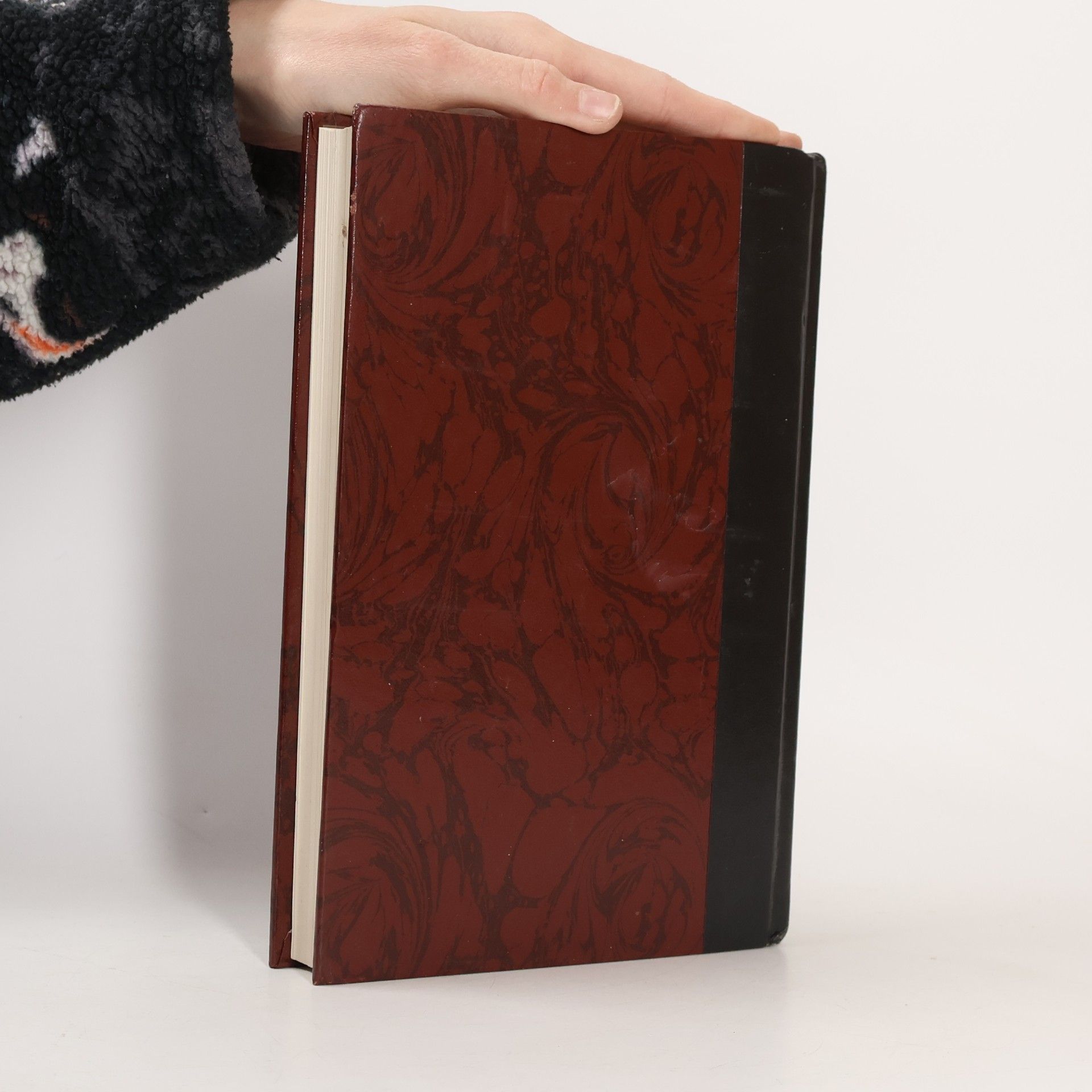 Sir Arthur Conan Doyle A Study in Scarlet / The Hound of the Baskervilles
