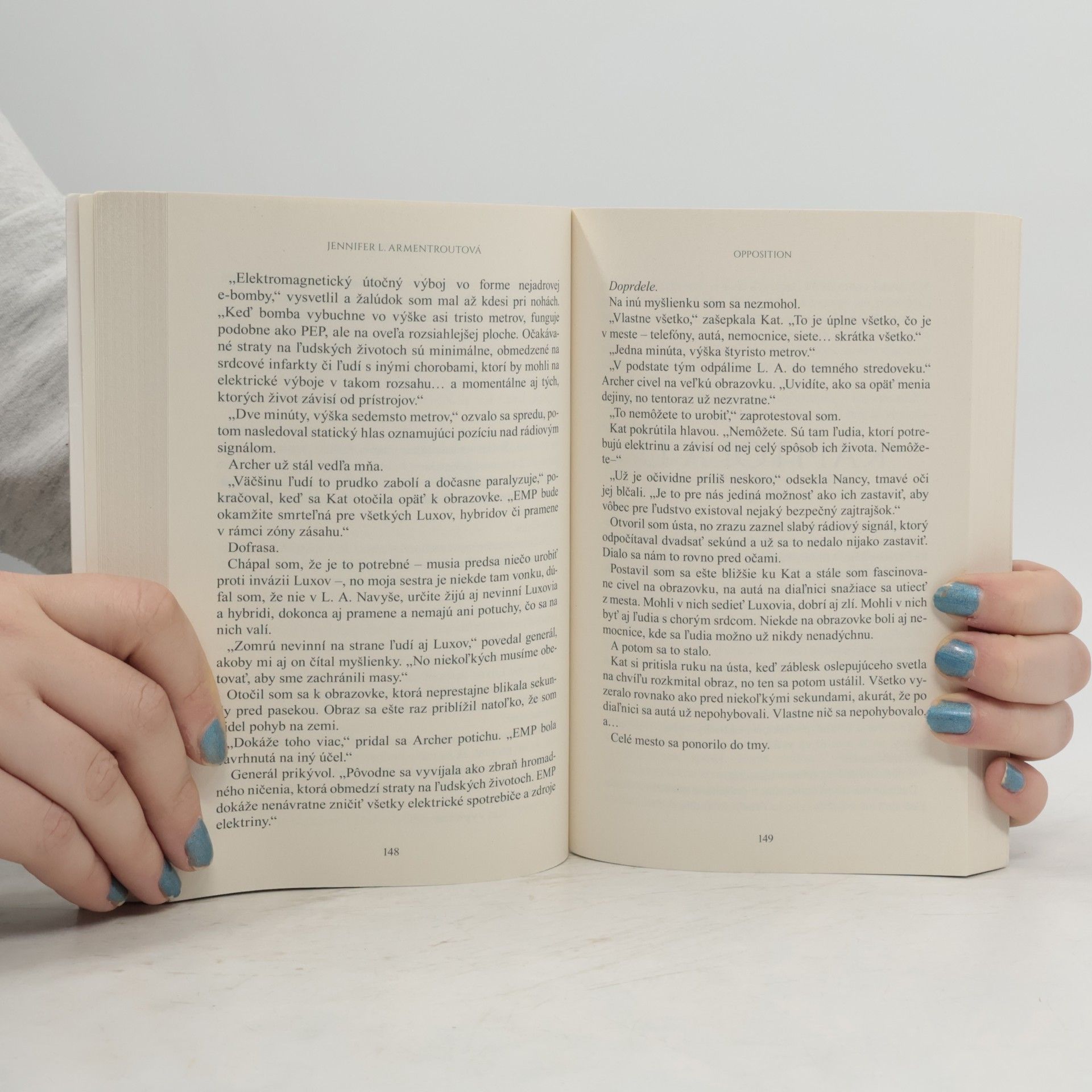 Jennifer Armentrout Opposition - Prežijú, len ak ostanú spolu...
