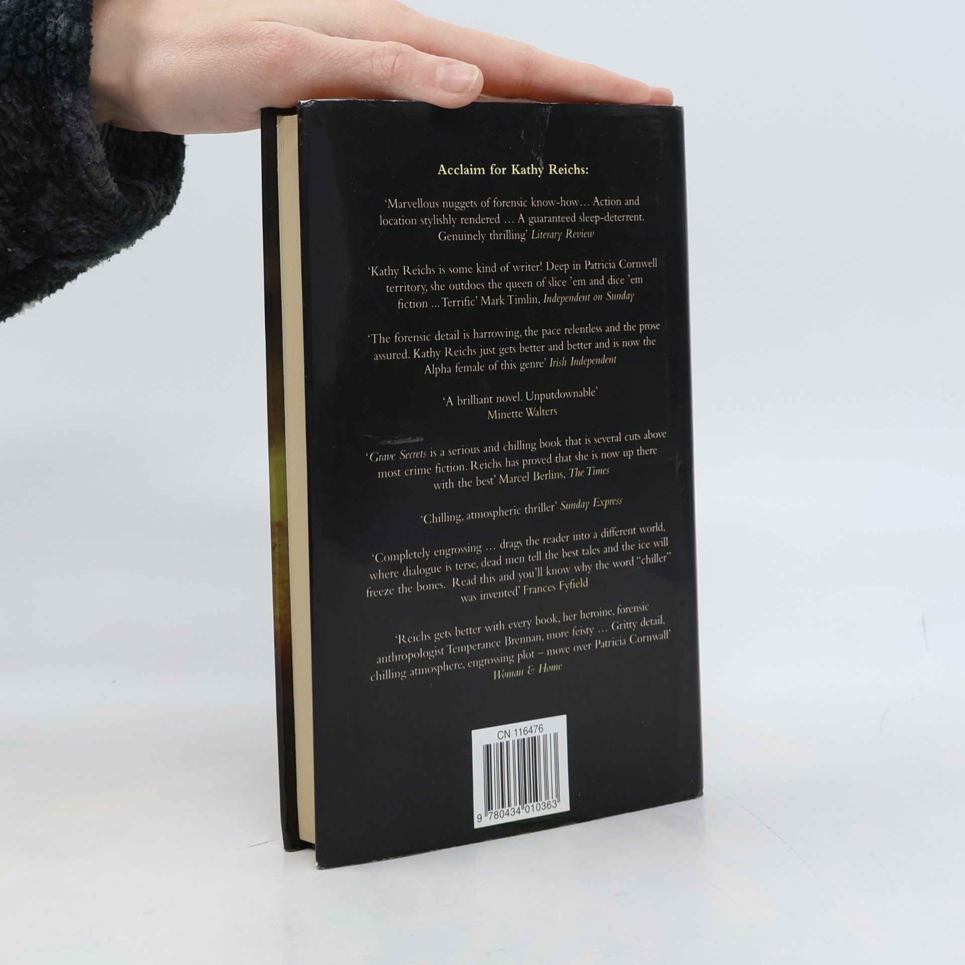 Kathy Reichs Bare Bones