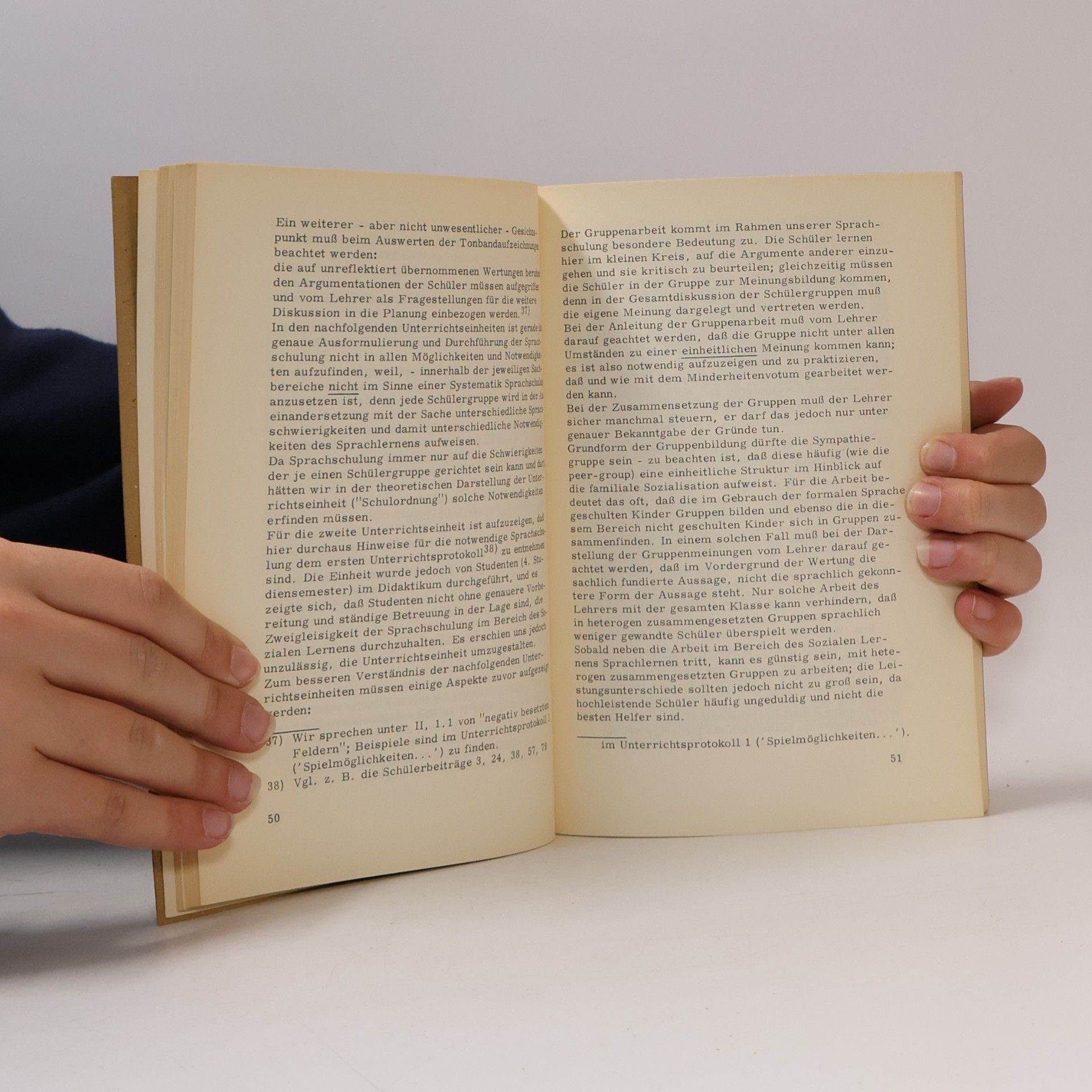 Armin Gutt Sozialisation und Sprache