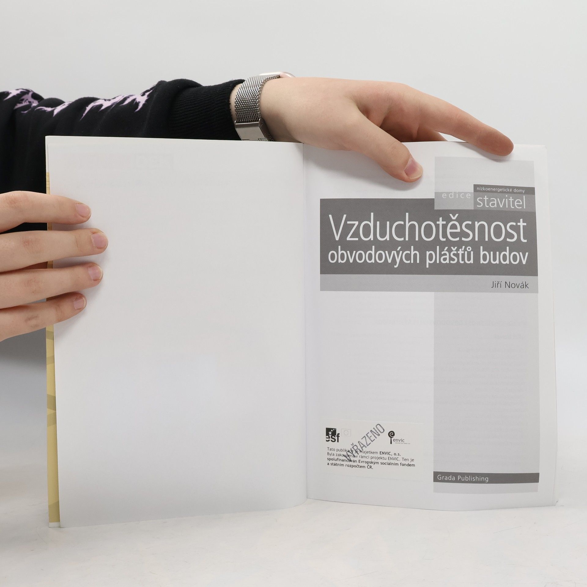 Jiří Novák Vzduchotěsnost obvodových plášťů budov