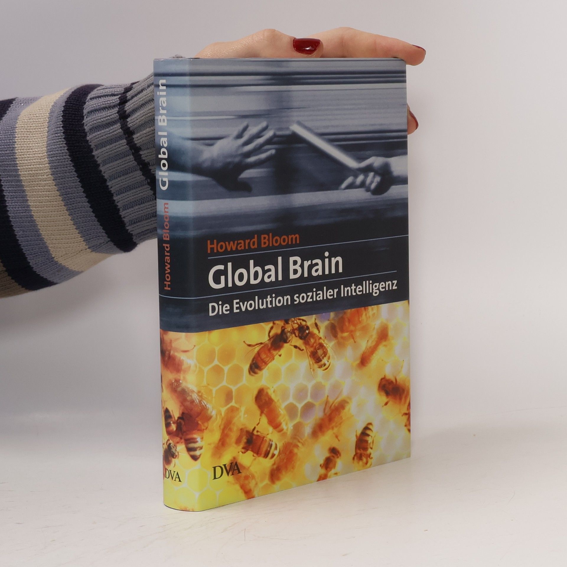 Global brain