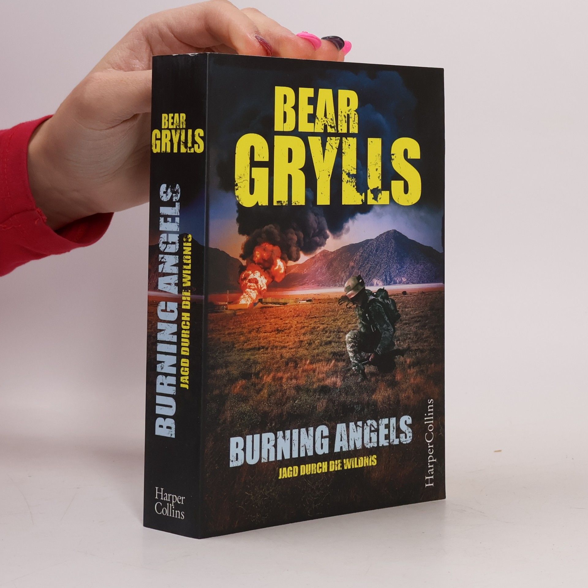 Bear Grylls Burning angels - Jagd durch die Wildnis