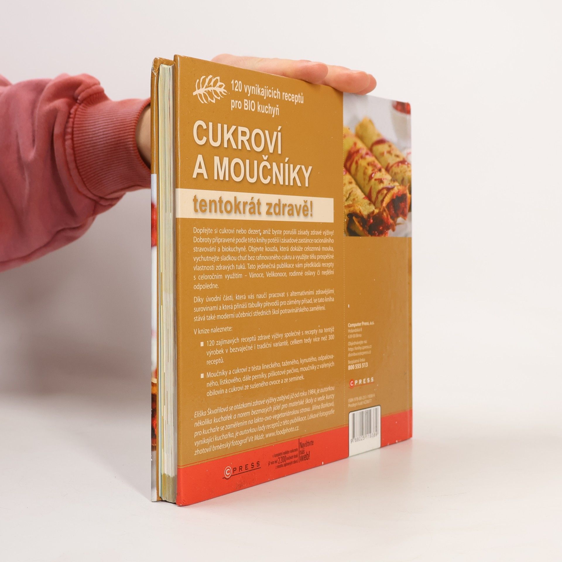 Eliška Škvařilová Moučníky a cukroví, tentokrát zdravě