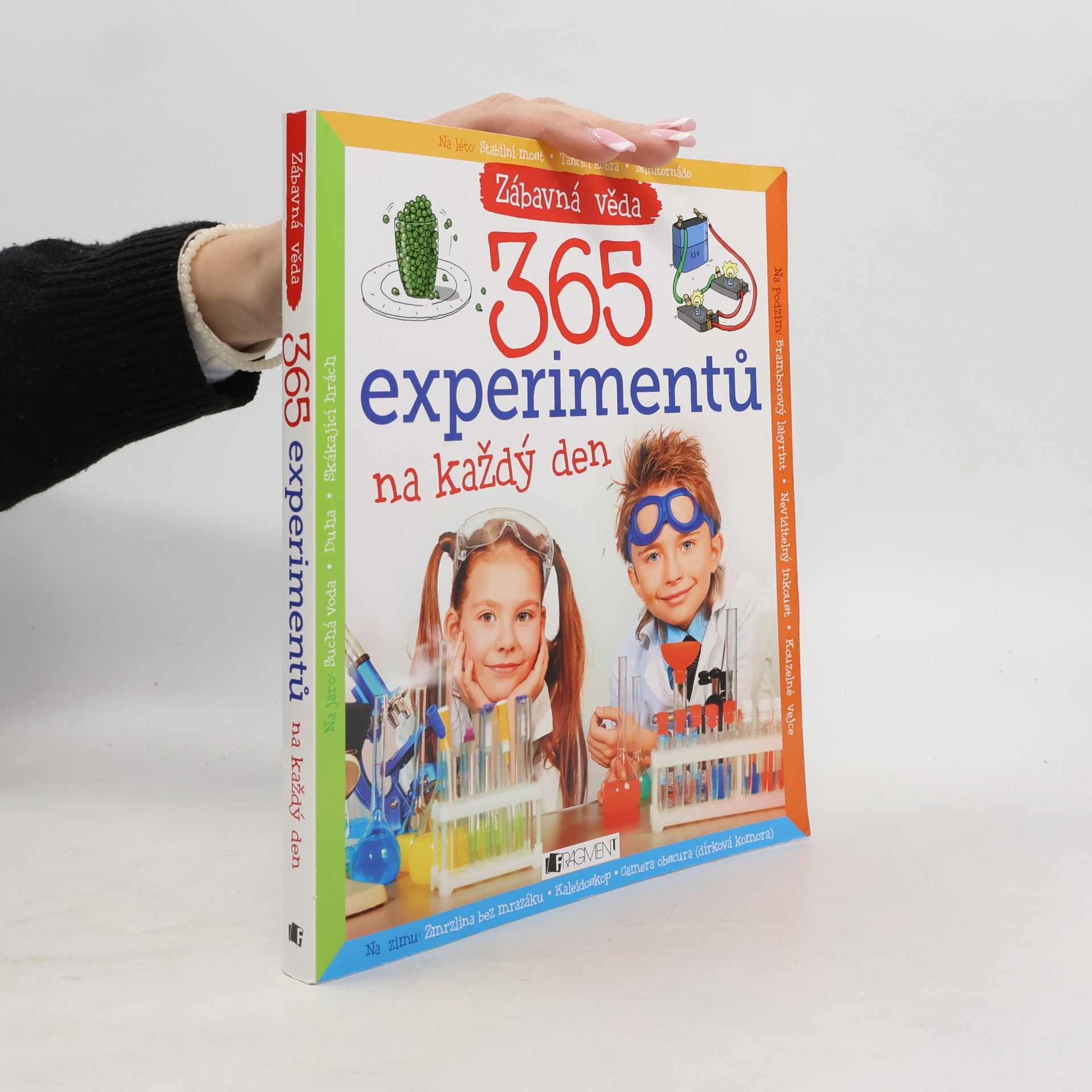 Kolektiv autorů 365 experimentů na každý den
