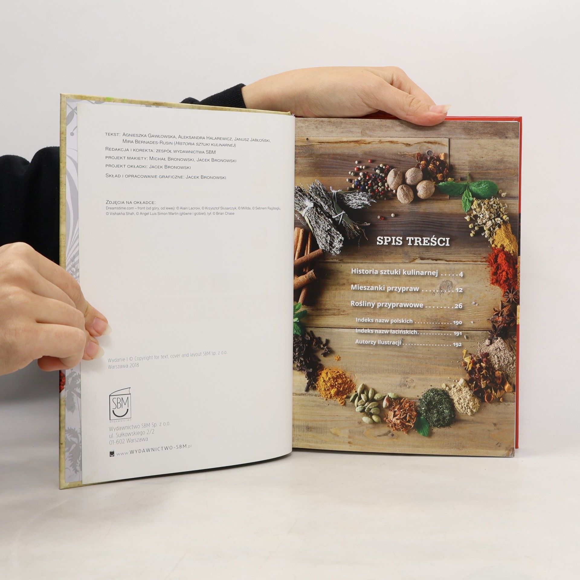 Aleksandra Halarewicz Atlas przypraw 80 gatunków aromatycznych roślin