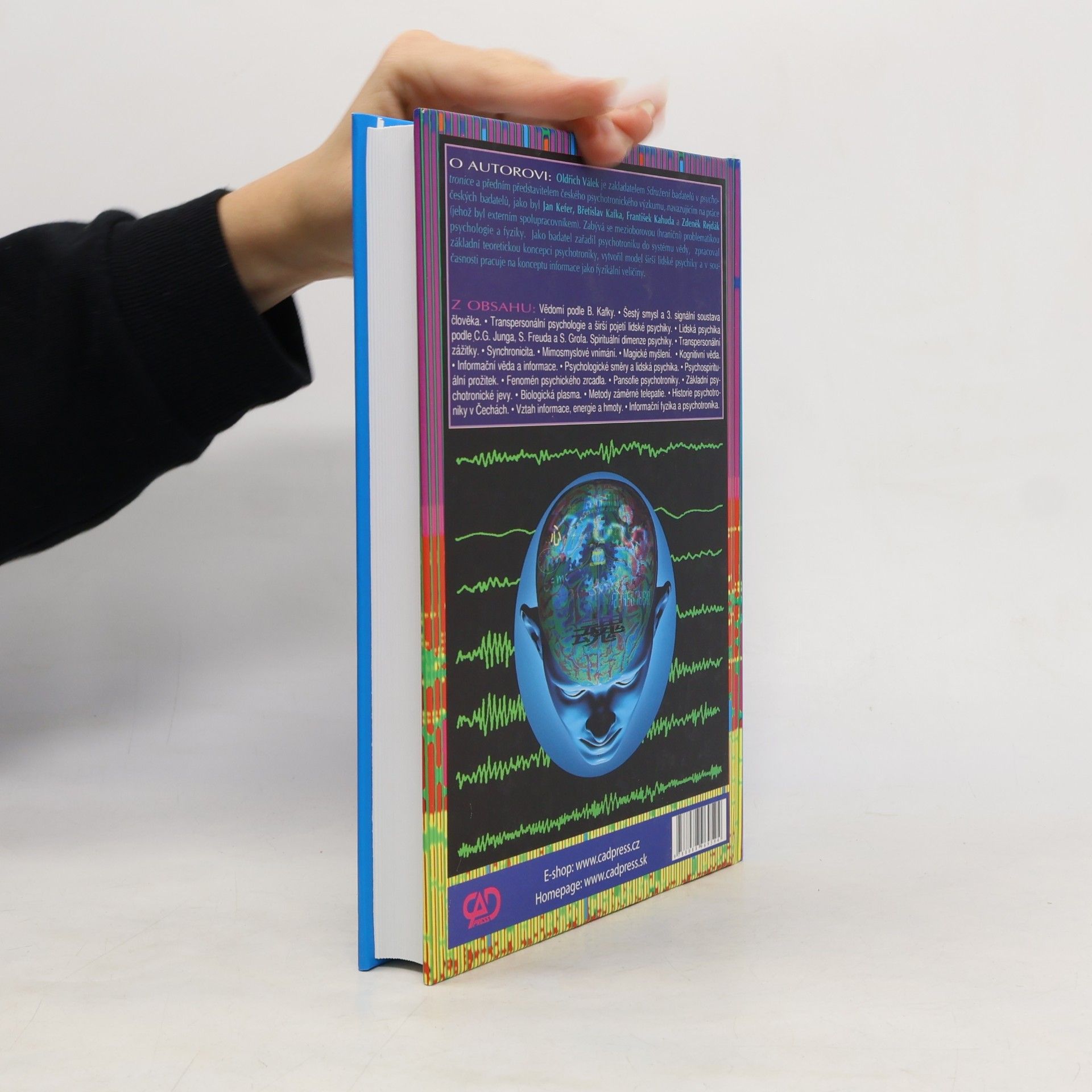 Oldřich Válek Za hranicemi fyziky a psychologie