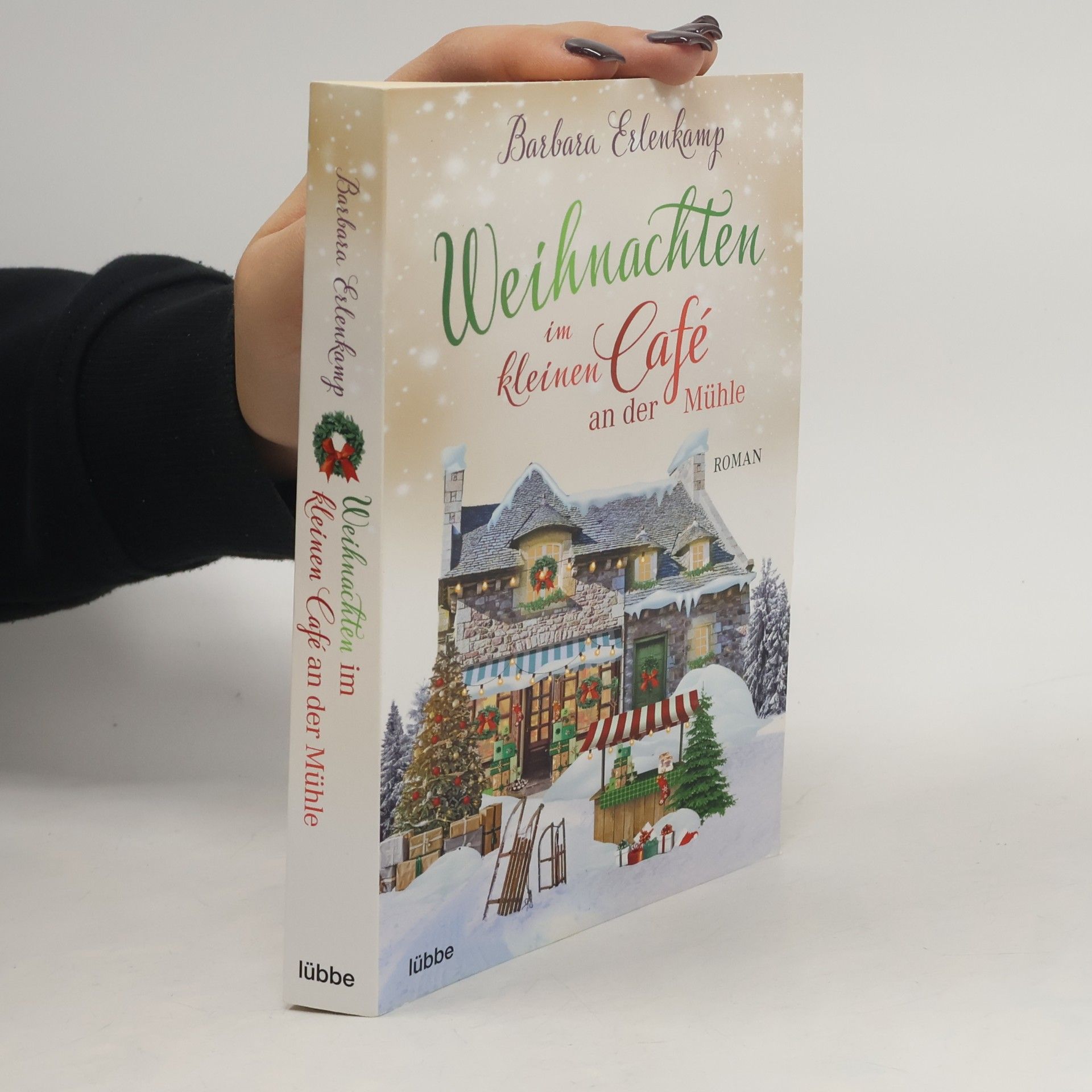 Weihnachten im kleinen Café an der Mühle