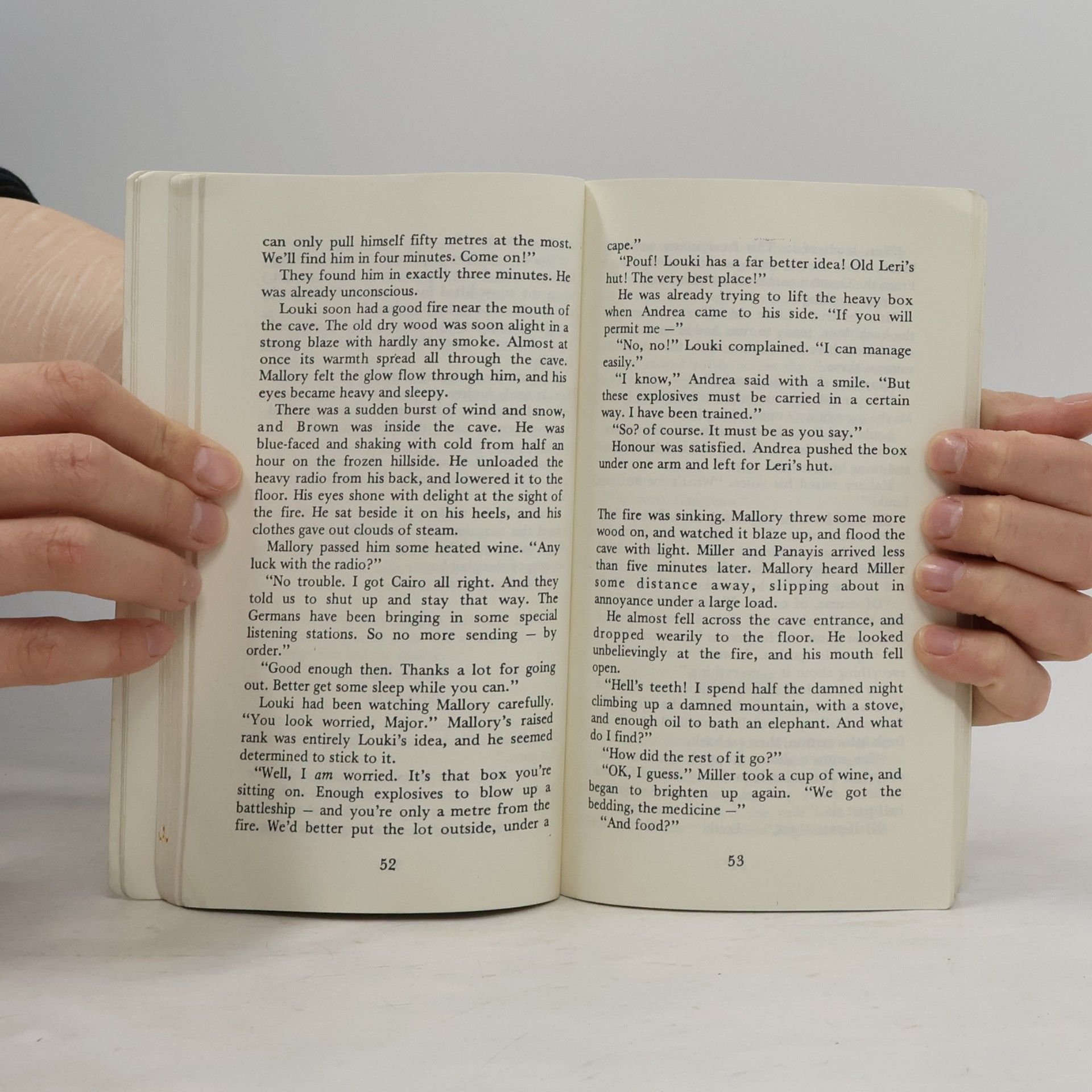 Alistair MacLean Collins English Library: The Guns of Navarone