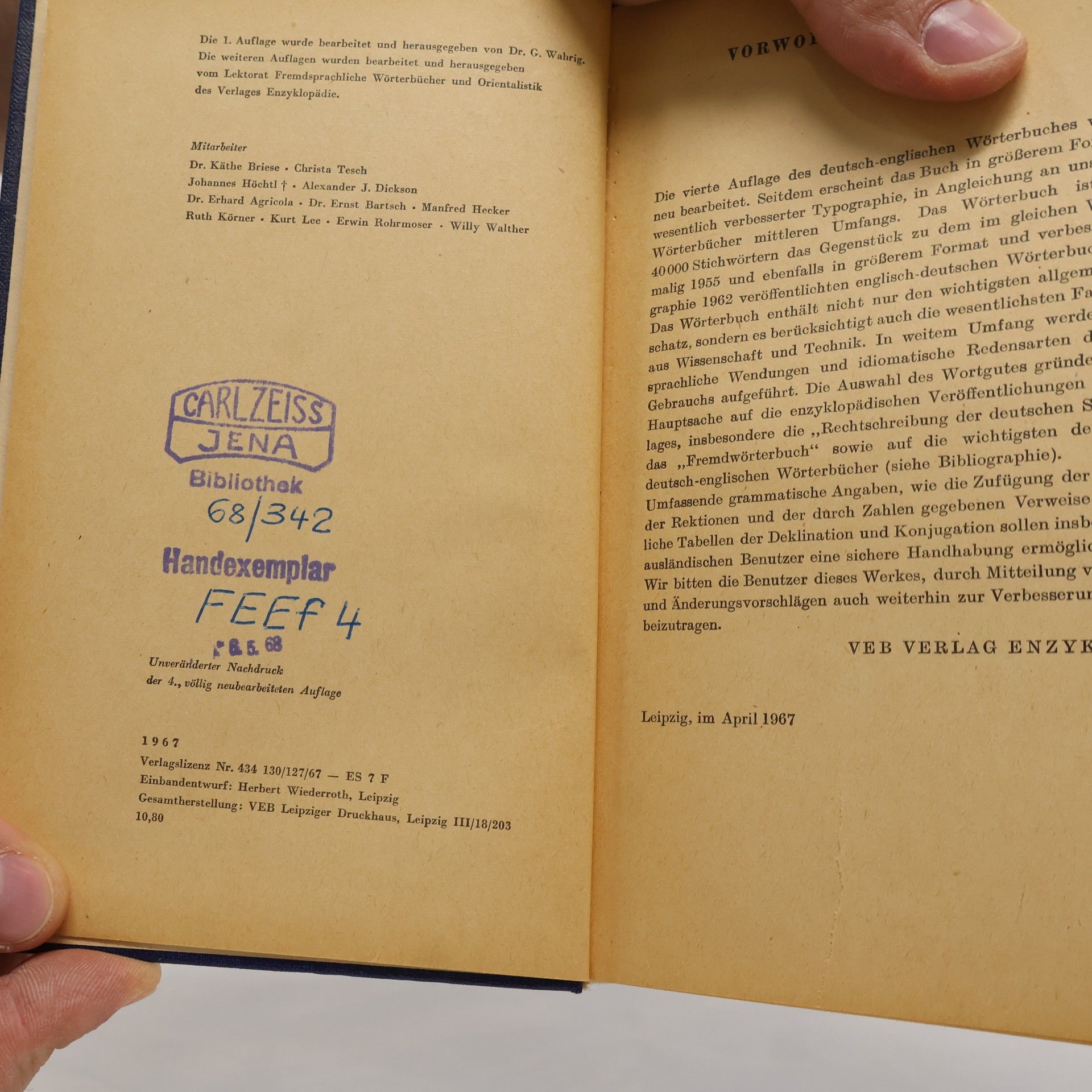Various authors Wörterbuch