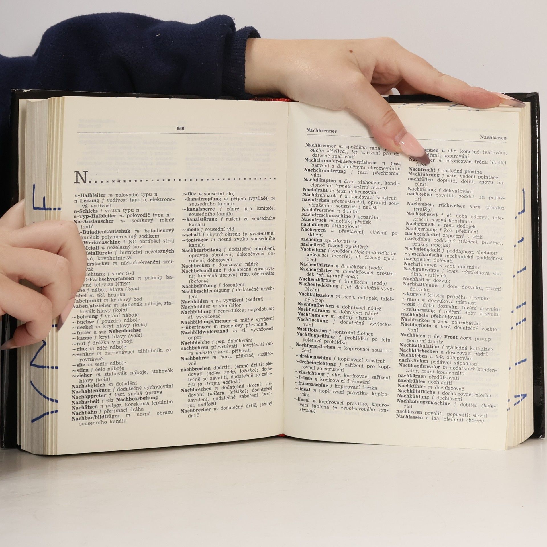Autorenkollektiv Německo-český technický slovník. Deutsch-Tschechisches technisches Wörterbuch