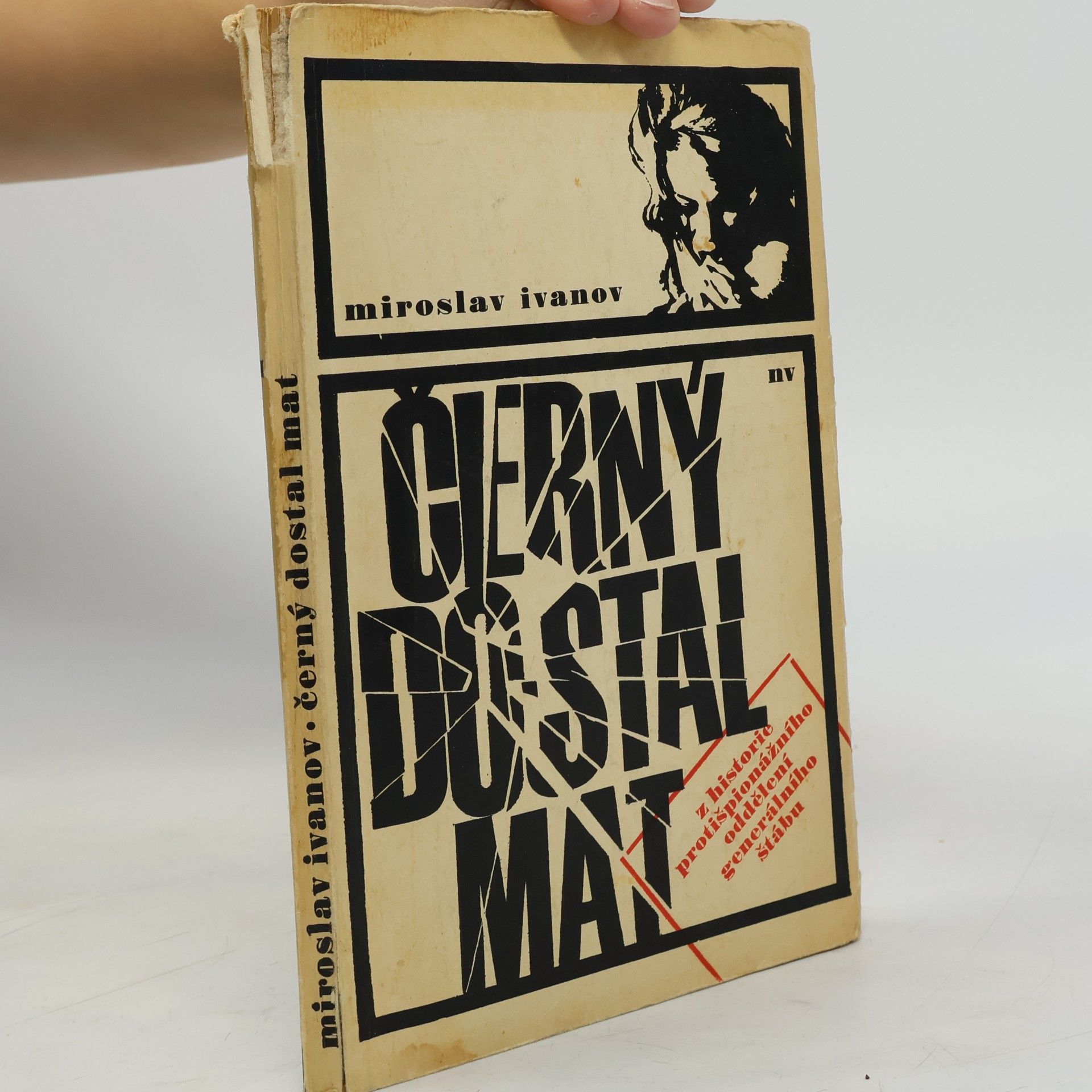 Černý dostal mat