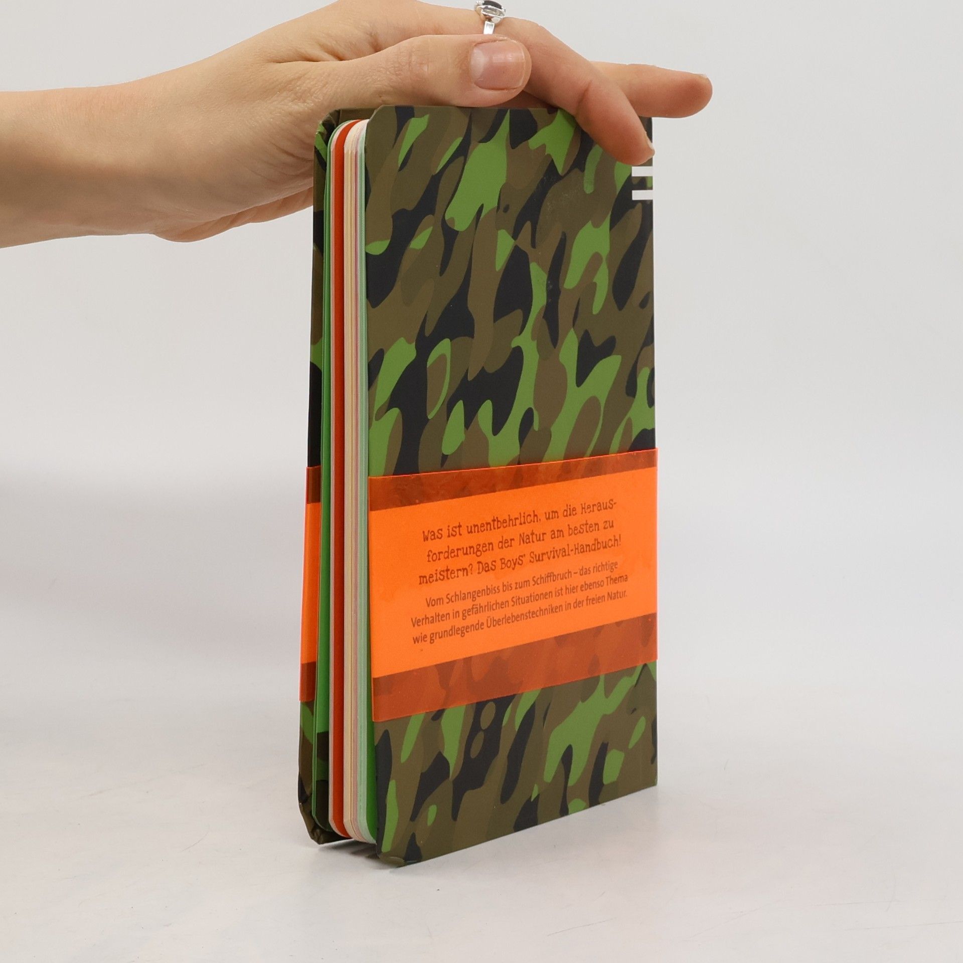 Claire Llewellyn Boys' Survival-Handbuch