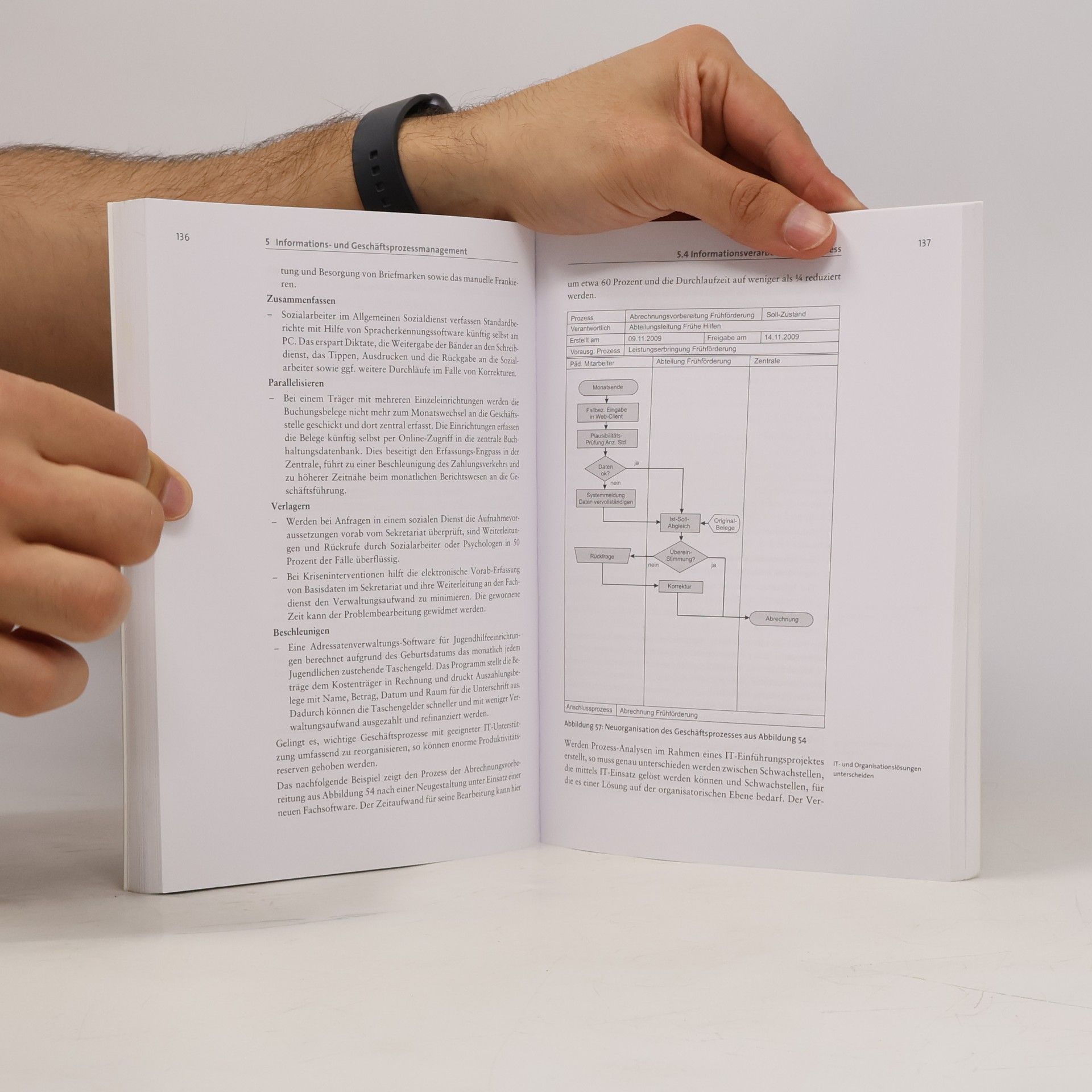 Helmut Kreidenweis Studienkurs Management in der Sozialwirtschaft: Lehrbuch Sozialinformatik