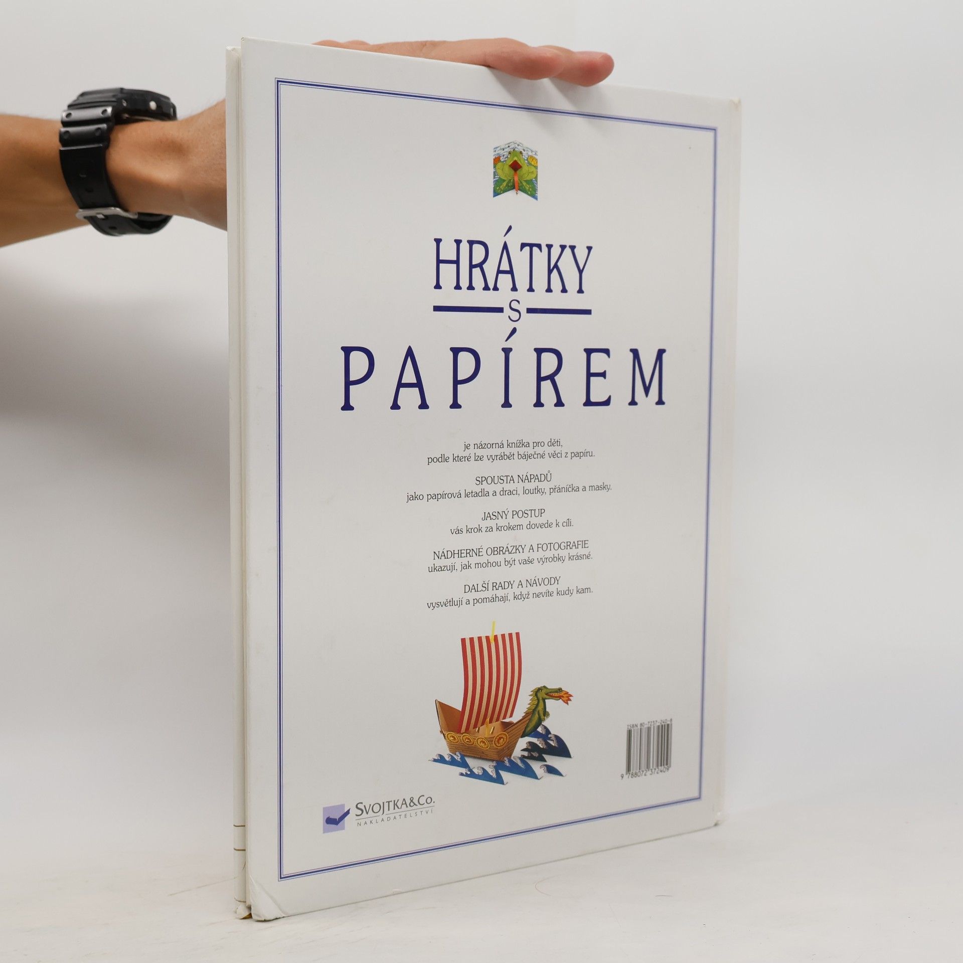 Alastair Smith Hrátky s papírem