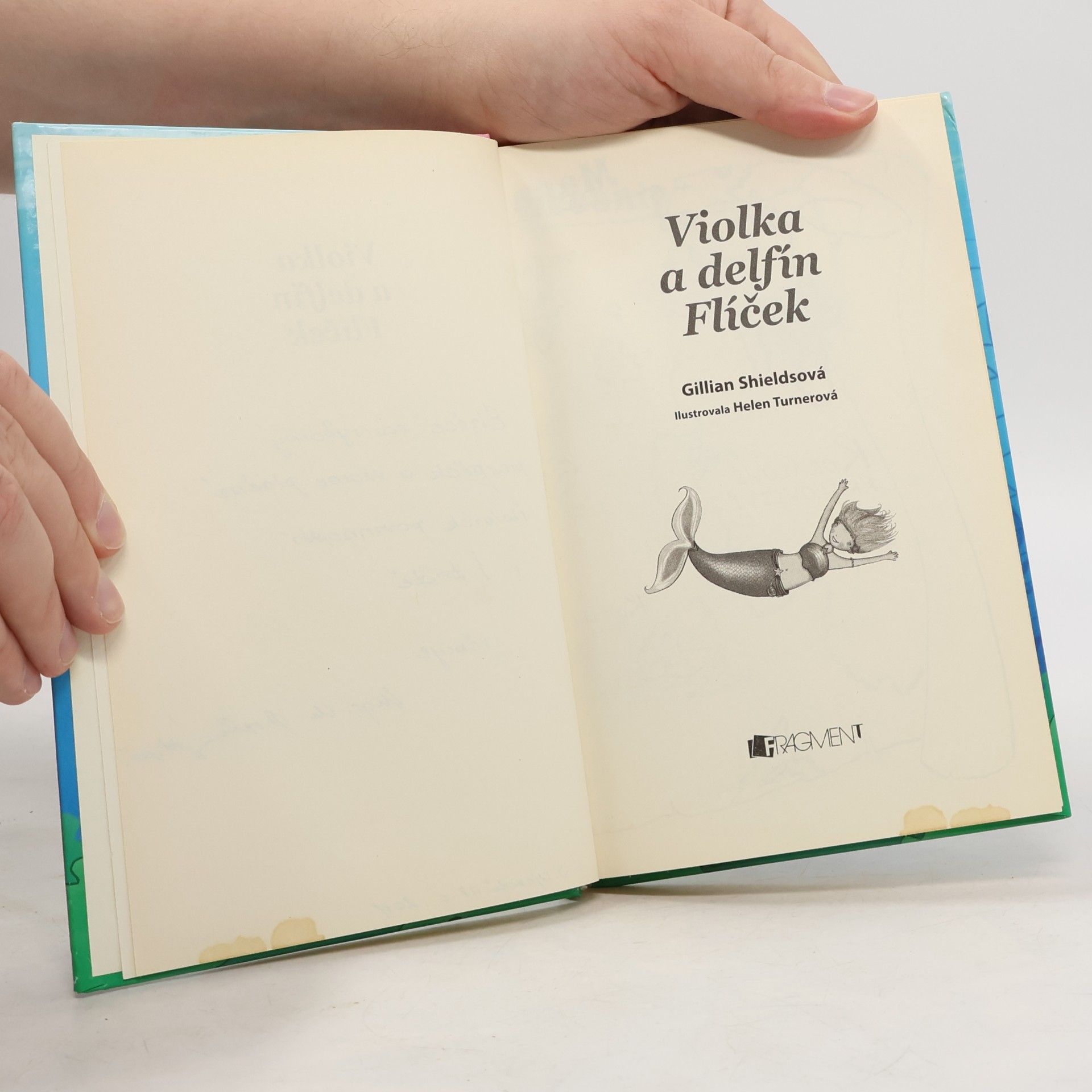 Gillian Shields Violka a delfín Flíček