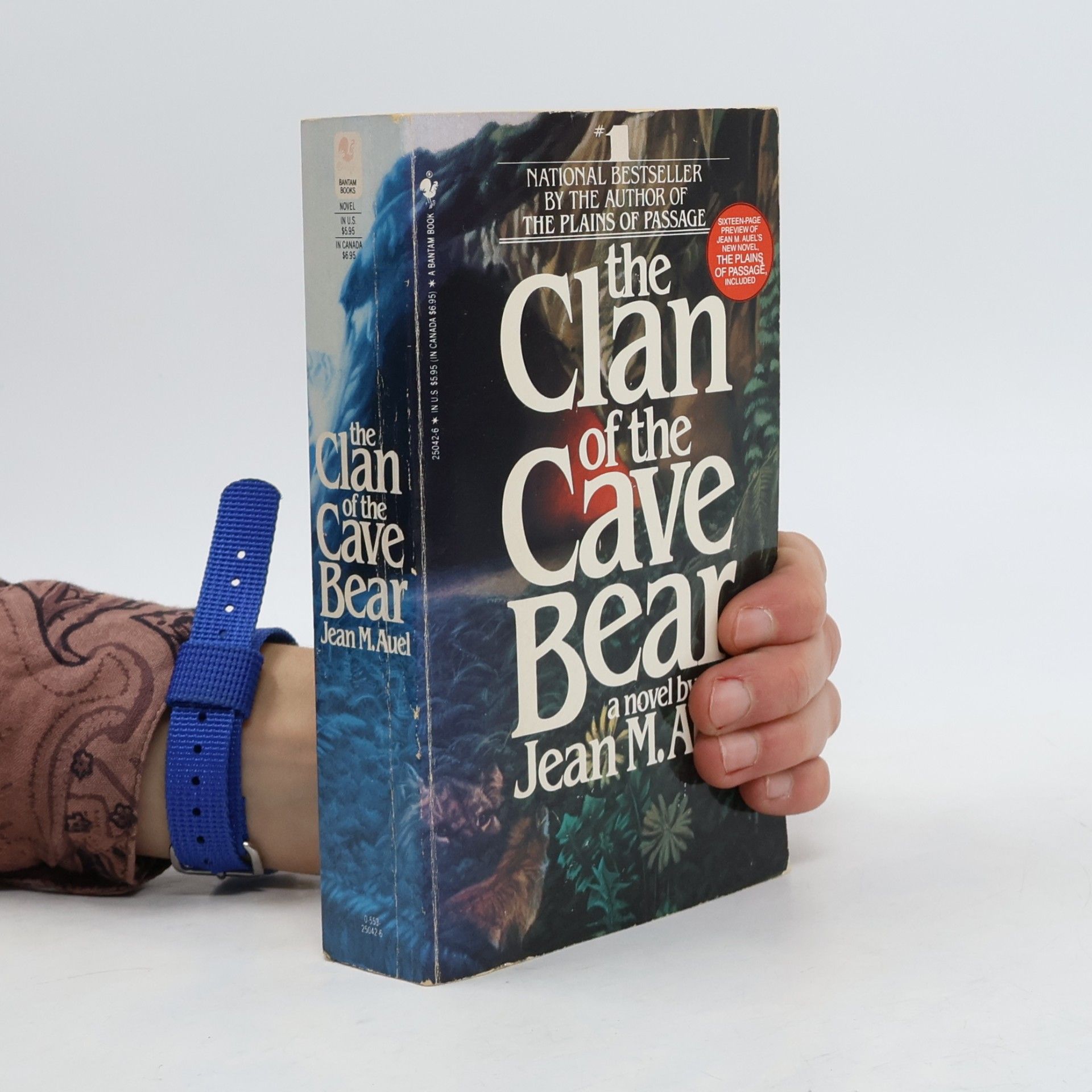 Jean M. Auelová The Clan of the Cave Bear