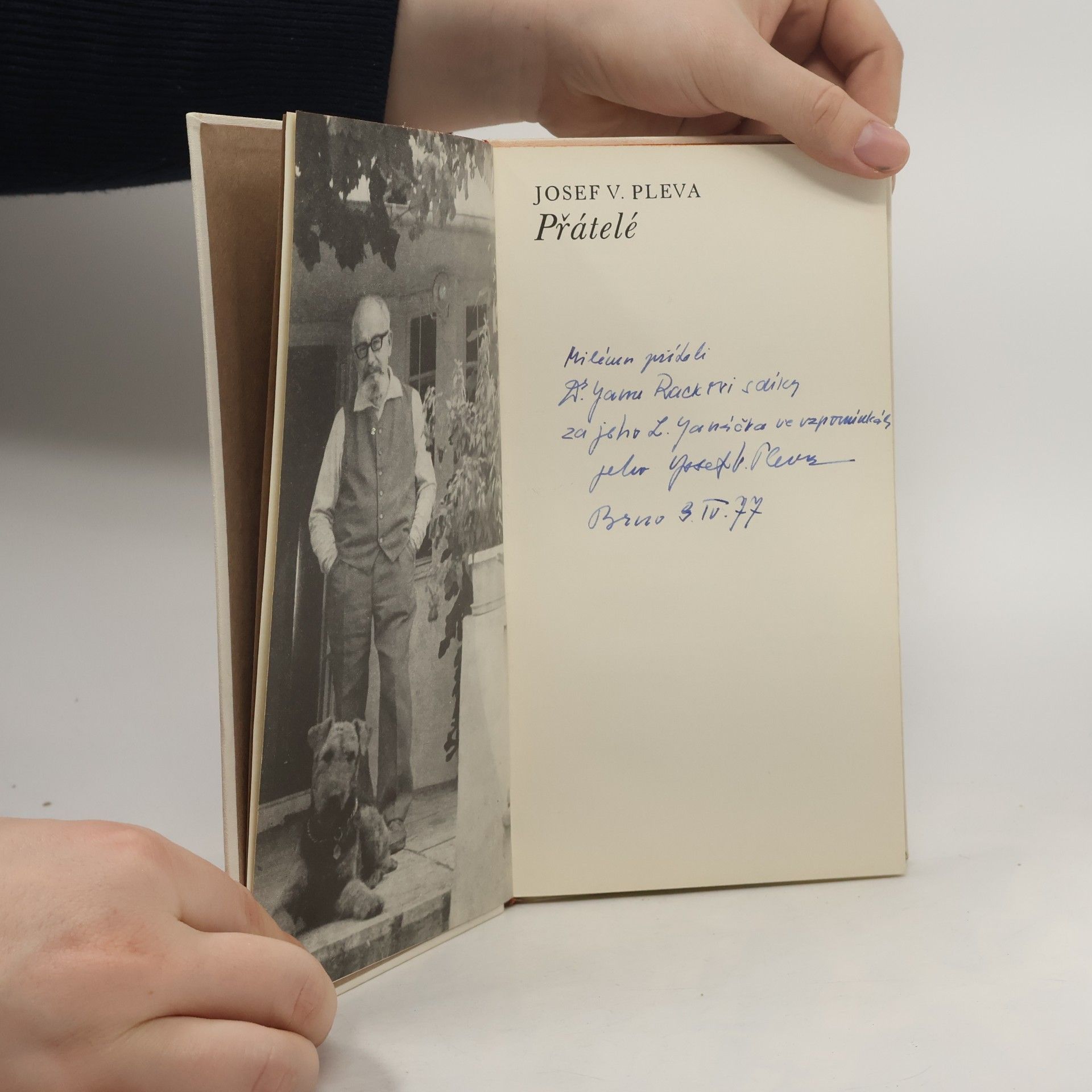 Josef Věromír Pleva Přátelé
