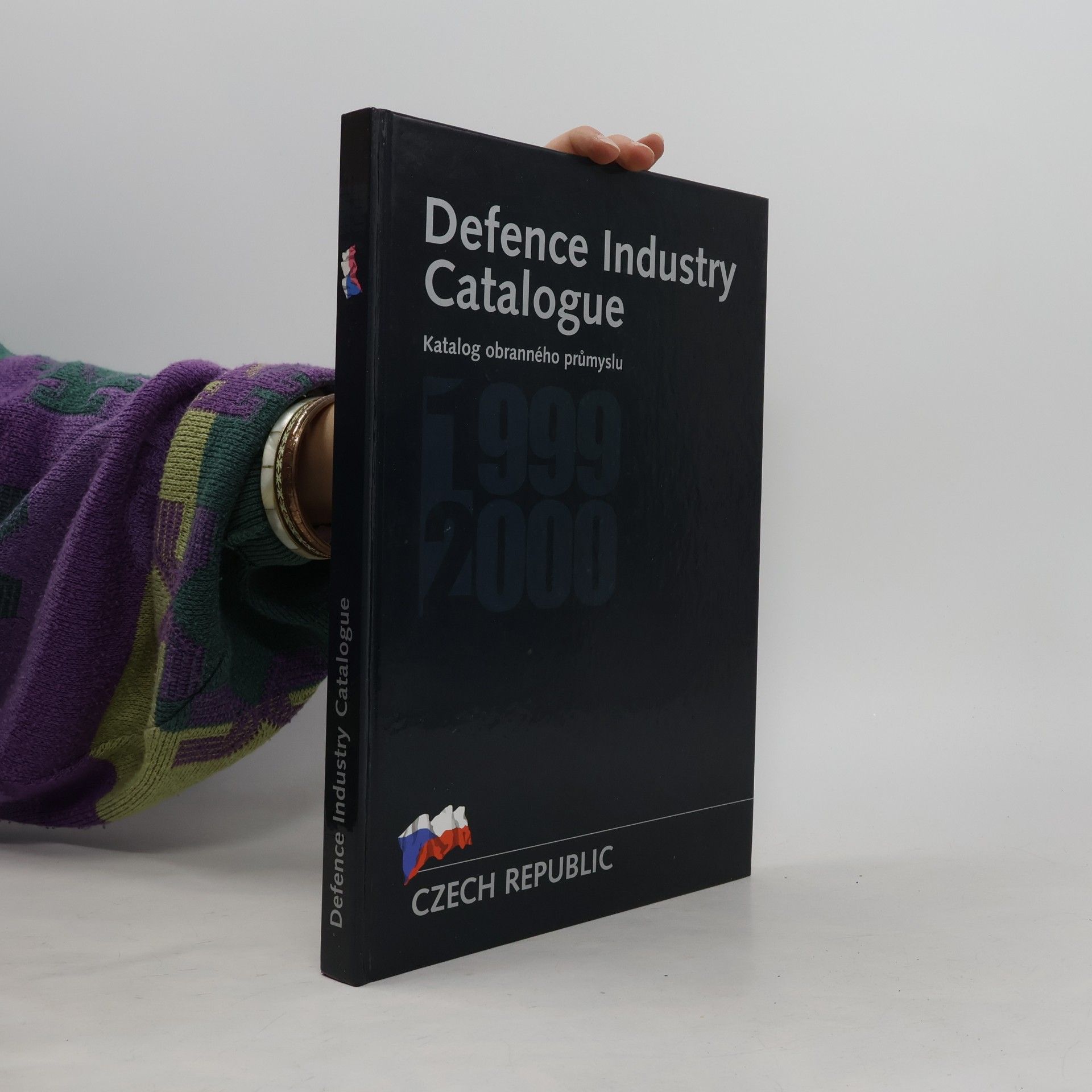 Kolektiv autorů Defence Industry Catalogue. Katalog obranného průmyslu 1999-2000.