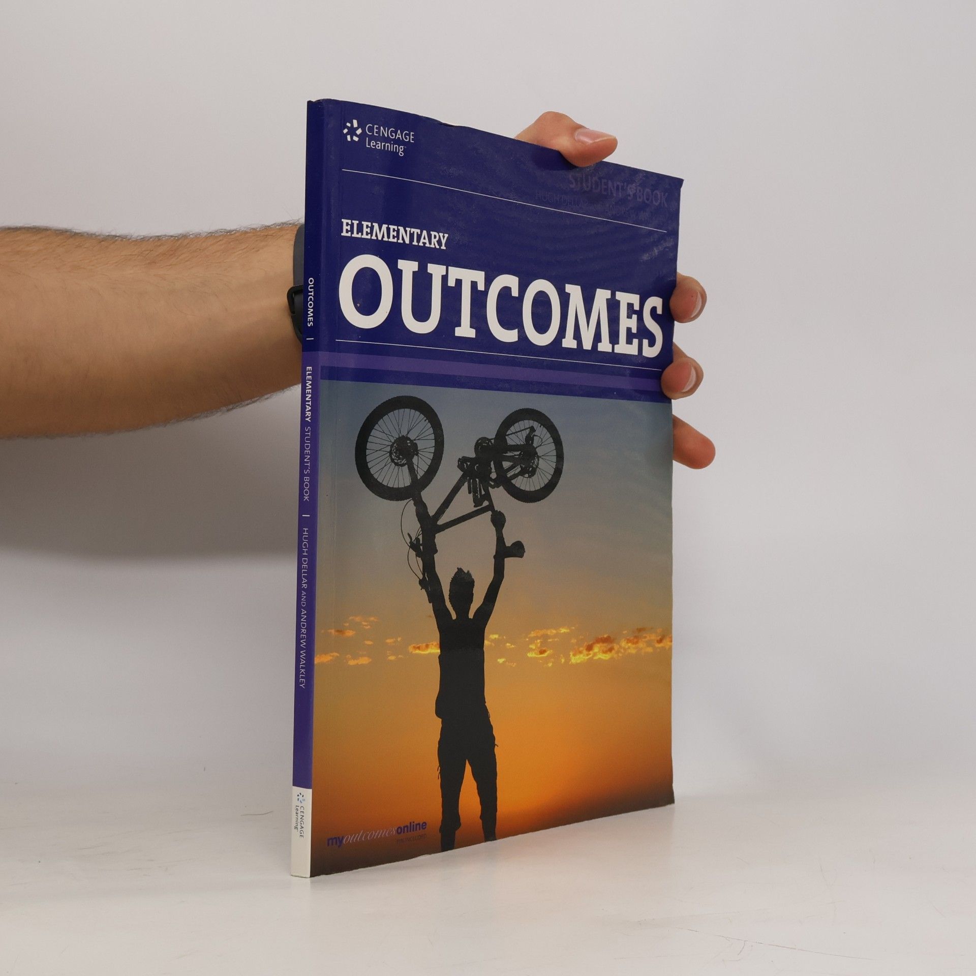 Outcomes. Elementary, Student's book