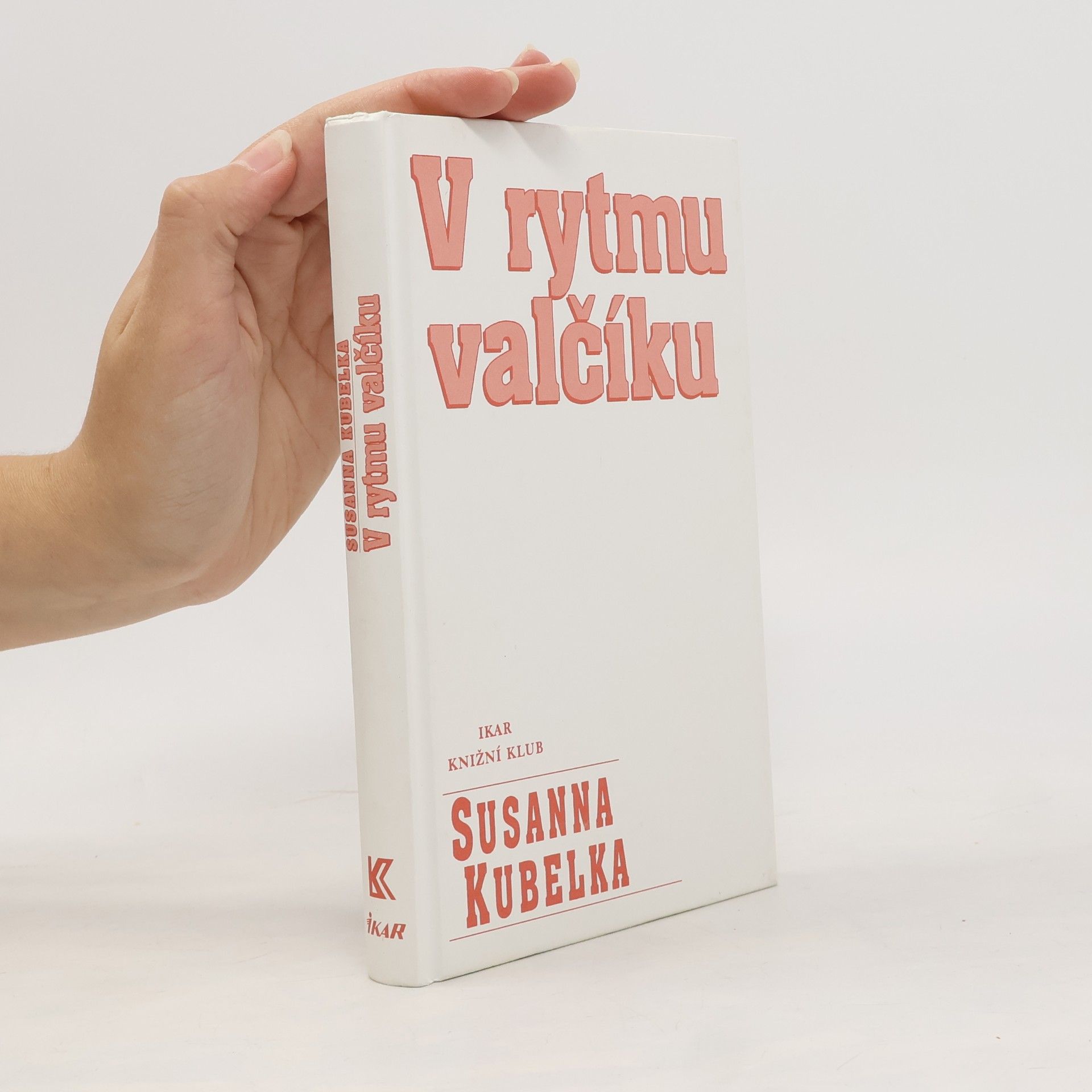 V rytmu valčíku