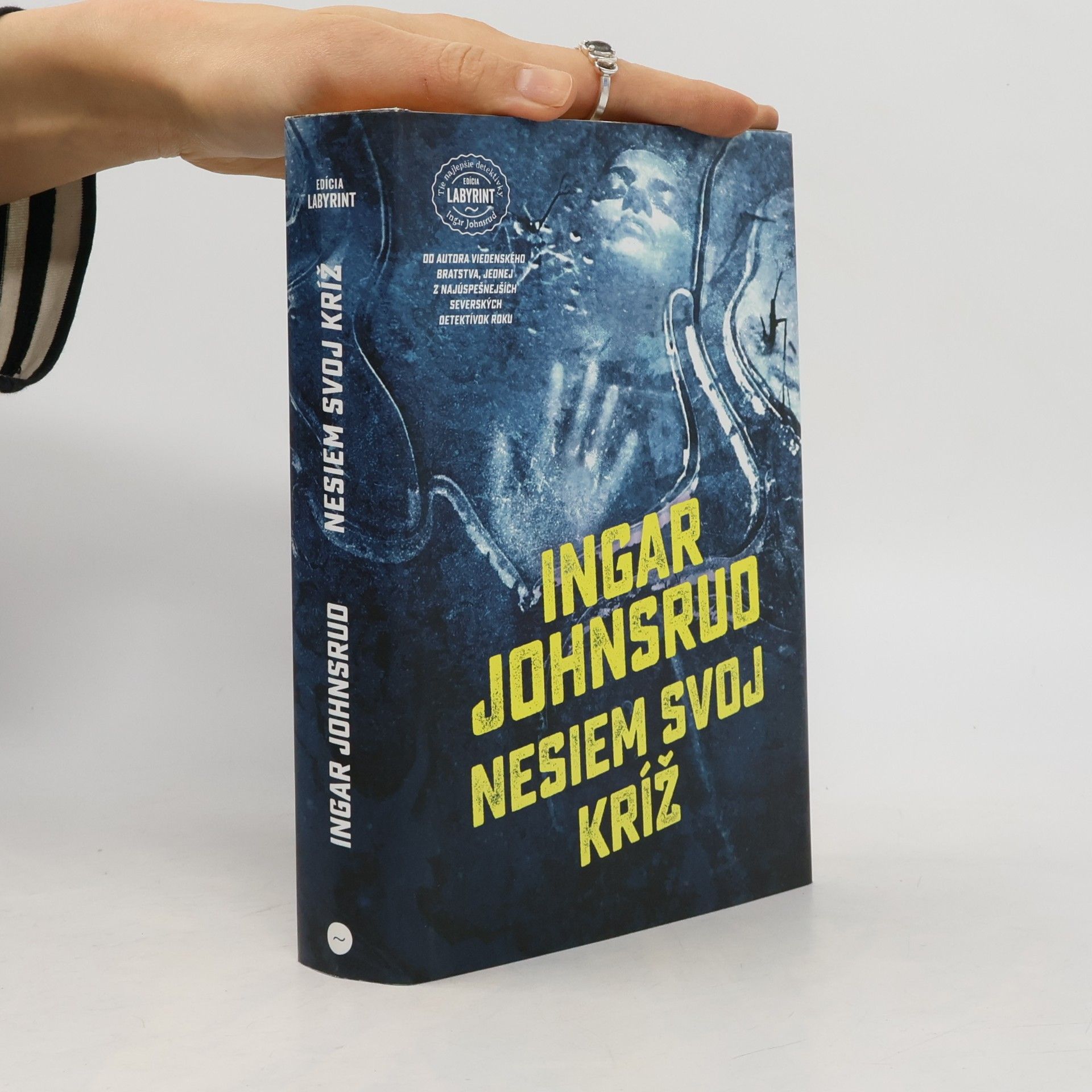 Ingar Johnsrud Nesiem svoj kríž