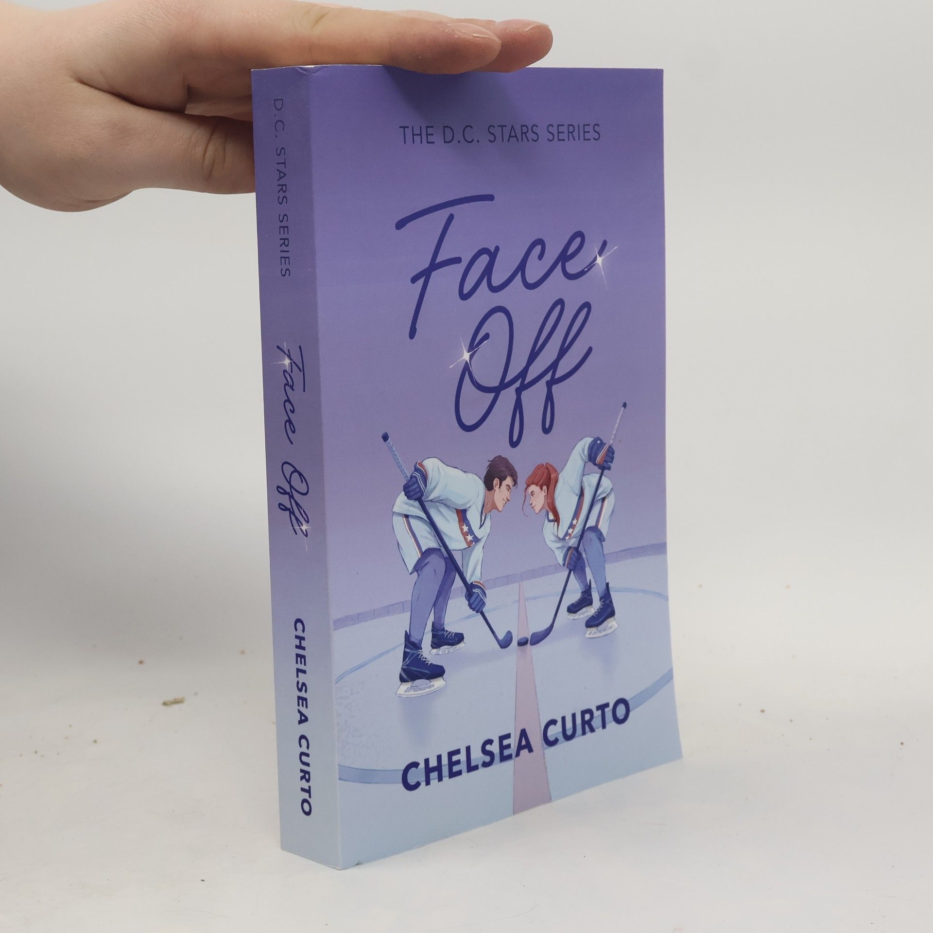 Chelsea Curto Face Off