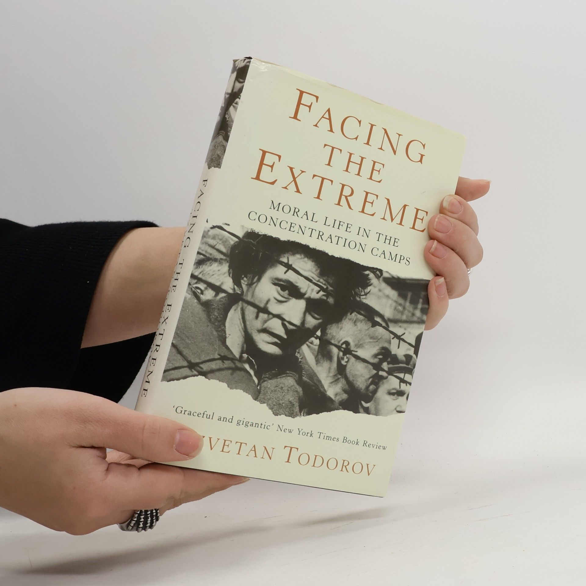 Tzvetan Todorov Facing the Extreme