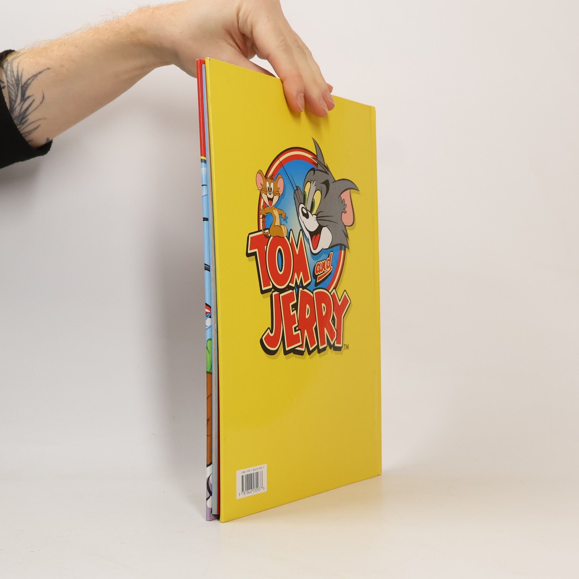 Jennifer Kallis Tom and Jerry Annual 2010