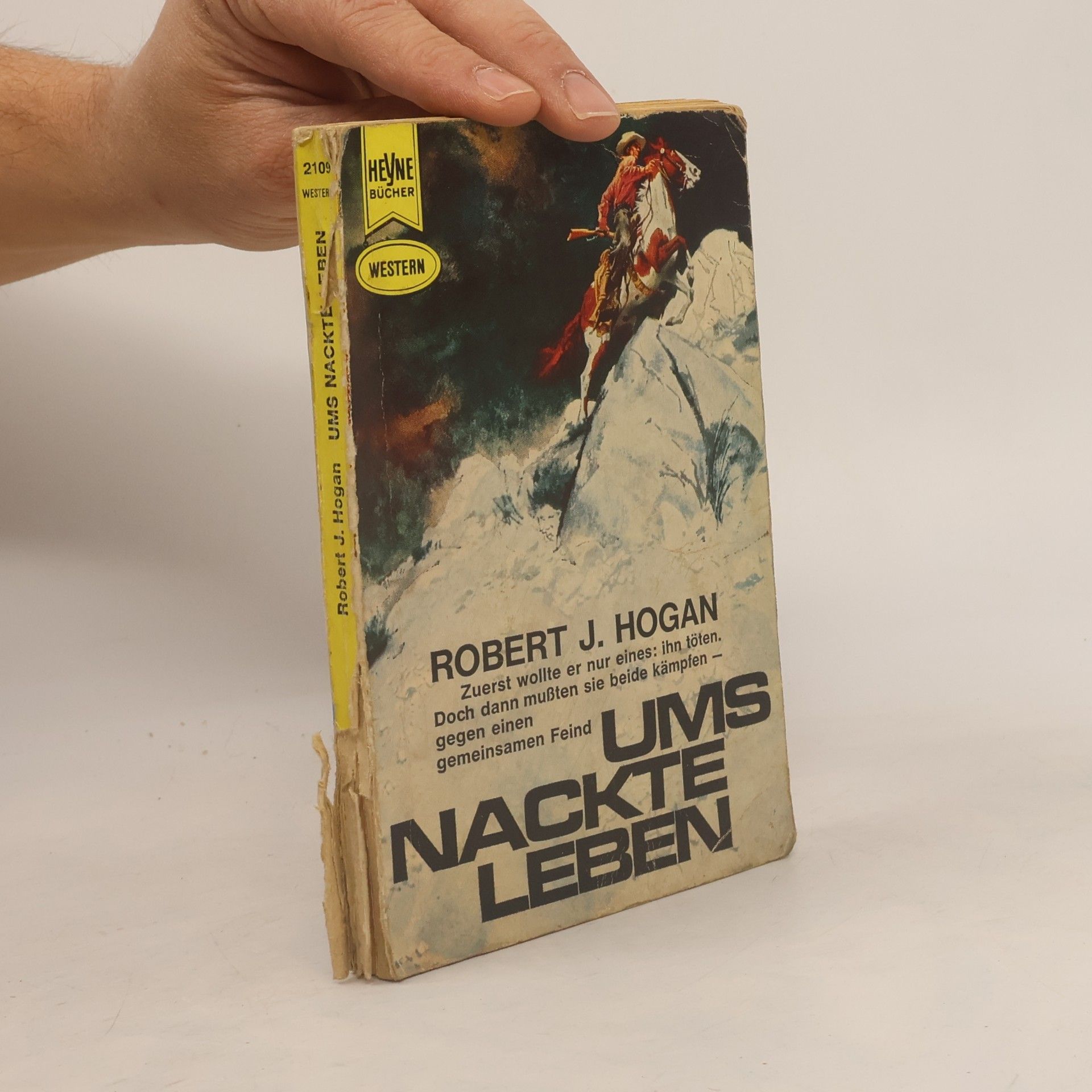 Ums Nackte Leben