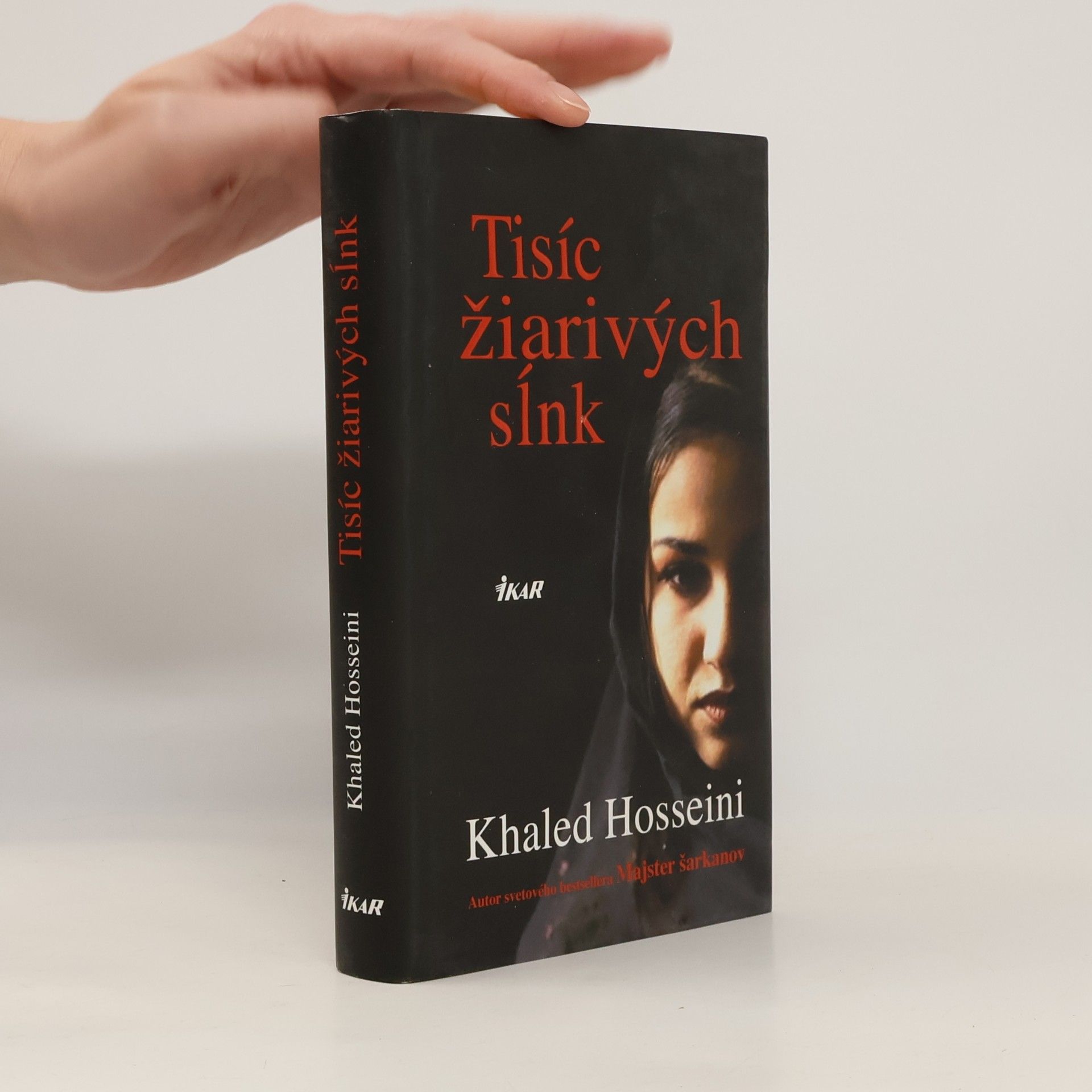 Khaled Hosseini Tisíc žiarivých sĺnk
