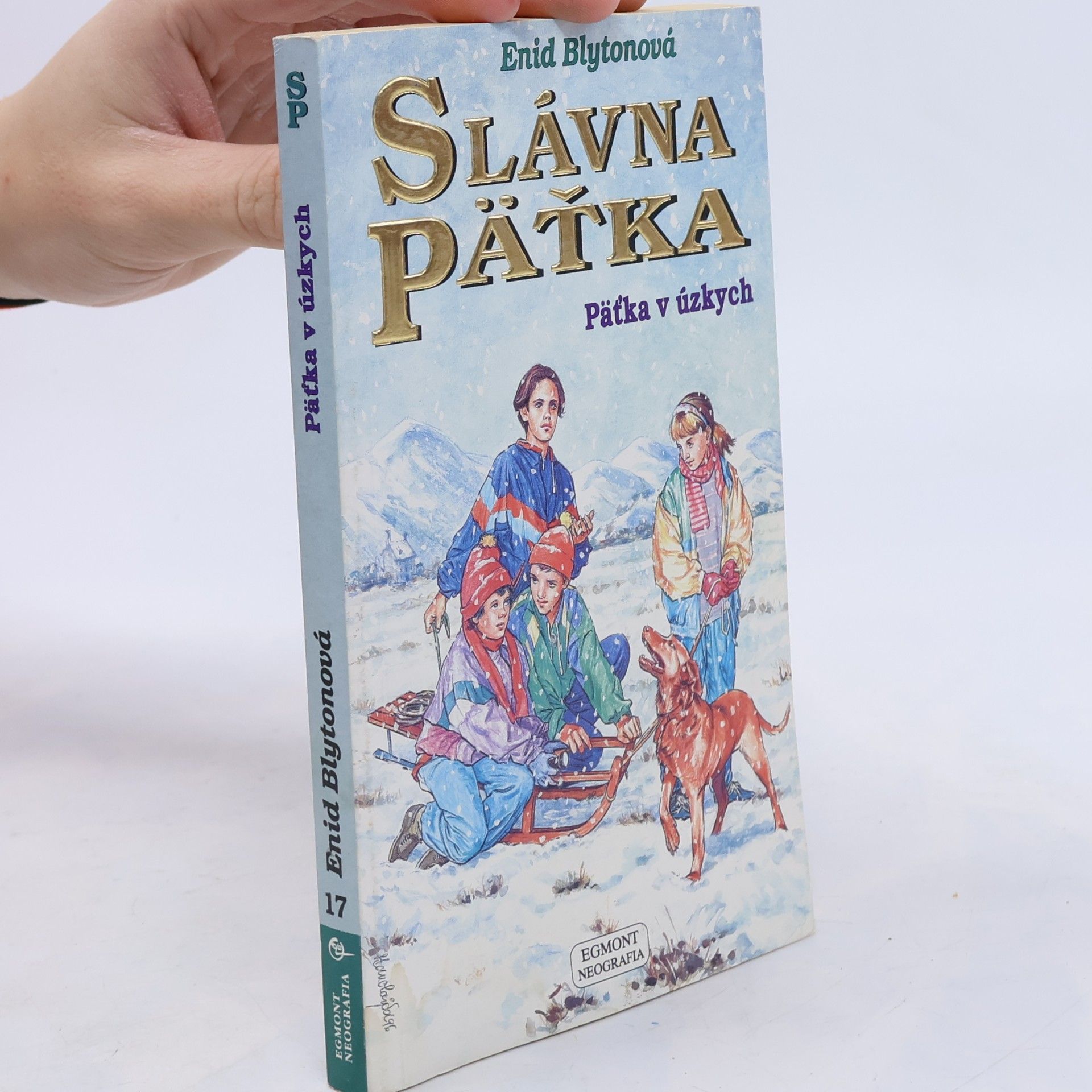 Enid Blyton Päťka v úzkych