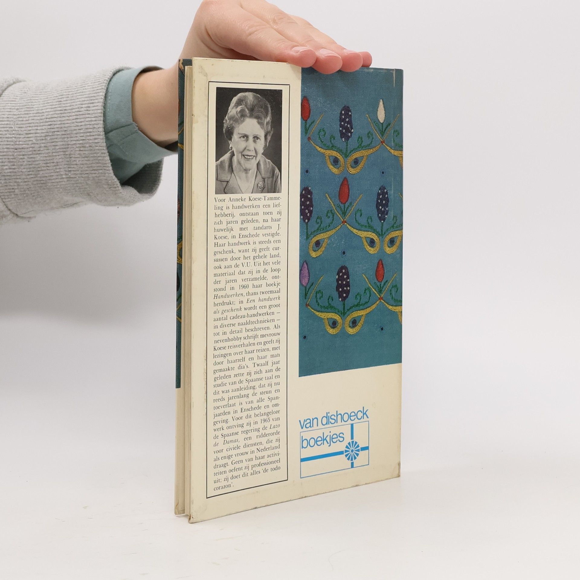 Anneke Koese-Tammeling EEN HANDWERK ALS GESCHENK