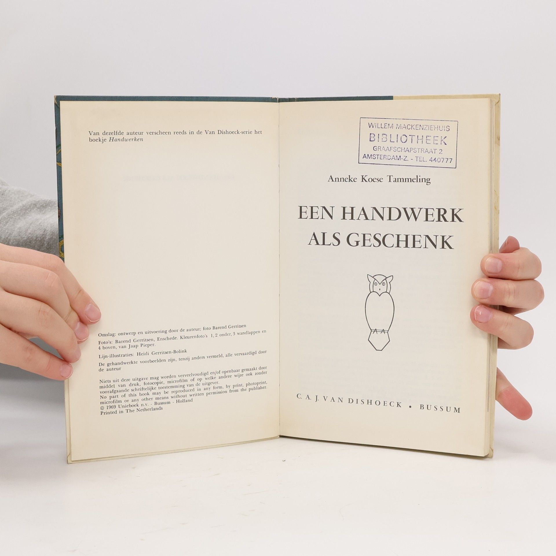 Anneke Koese-Tammeling EEN HANDWERK ALS GESCHENK