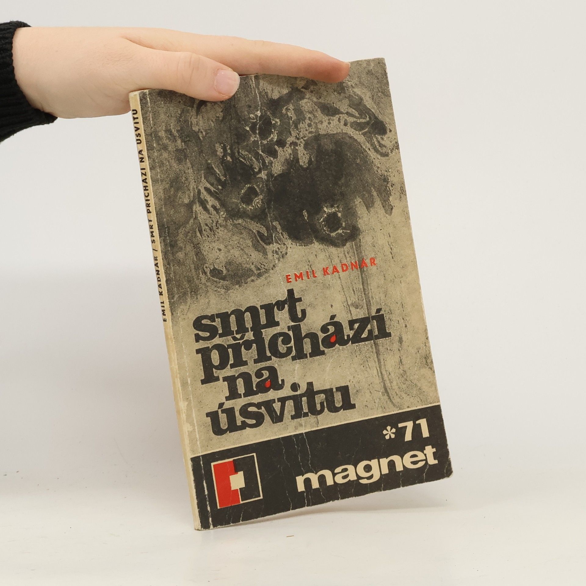 Emil Kadnár Smrt přichází na úsvitu