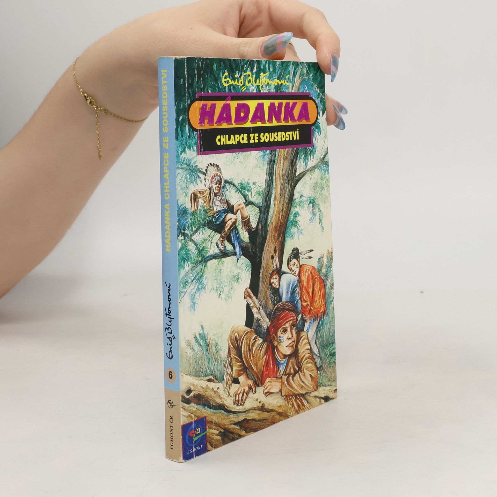 Enid Blyton Hádanka chlapce ze sousedství