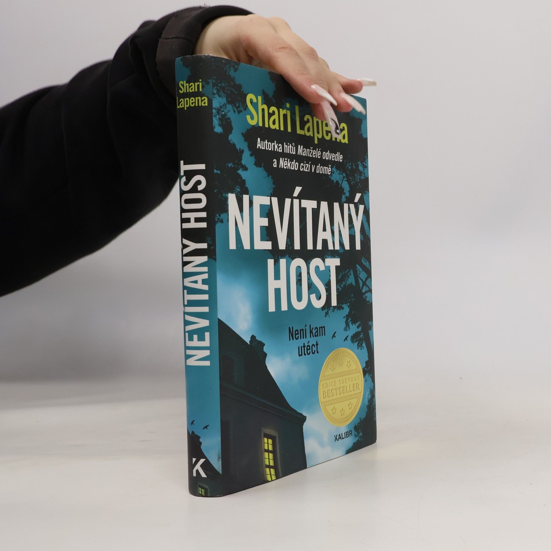 Shari Lapena Nevítaný host