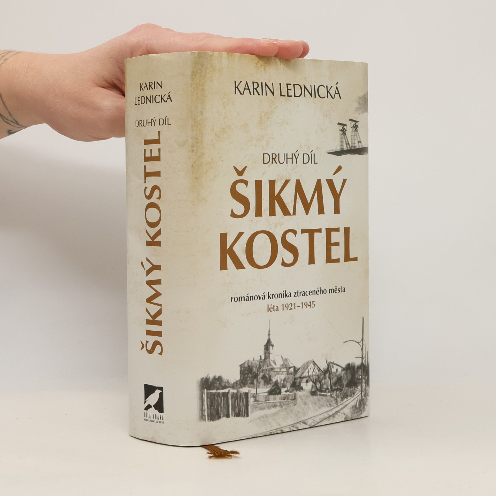 Karin Lednická Šikmý kostel 2