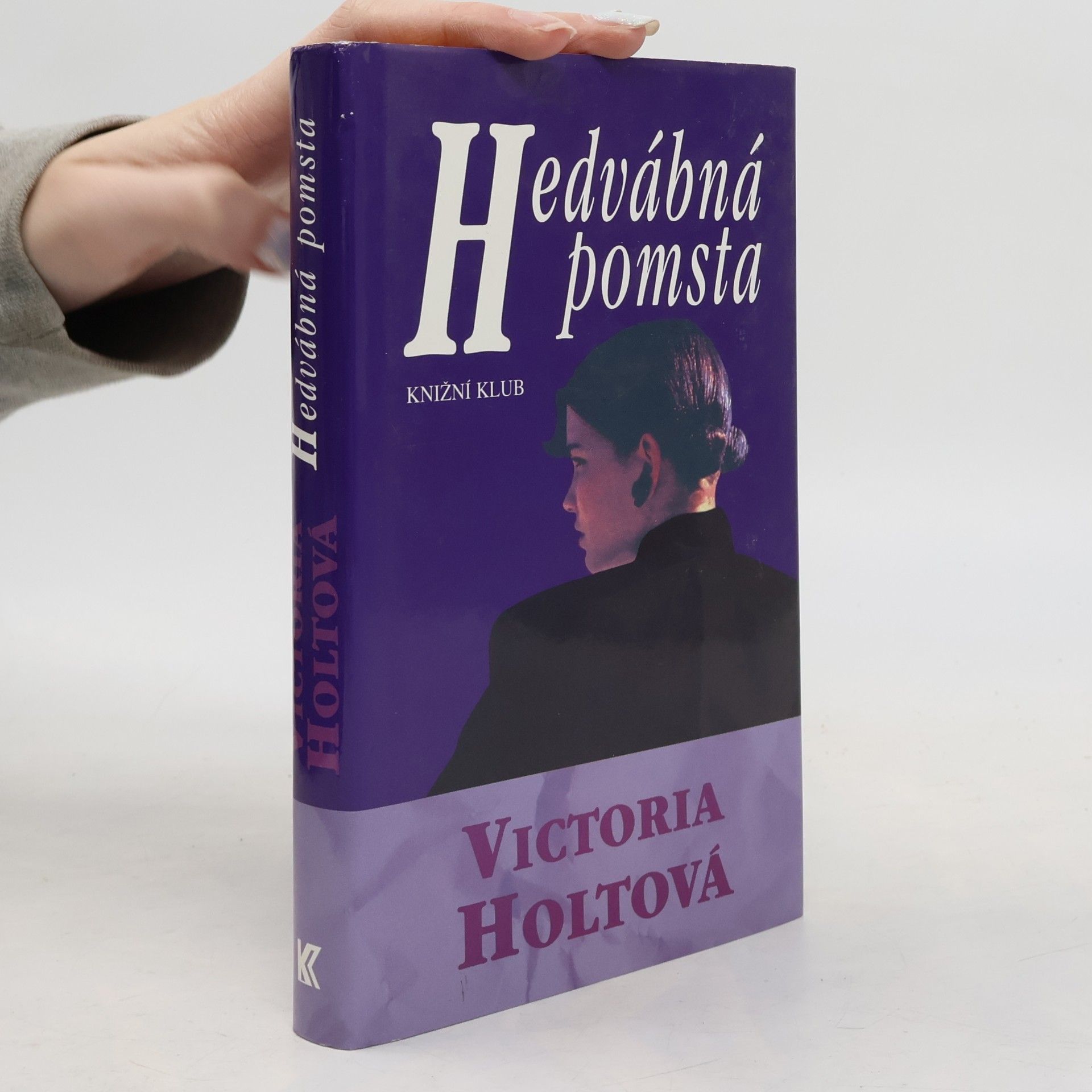 Hedvábná pomsta
