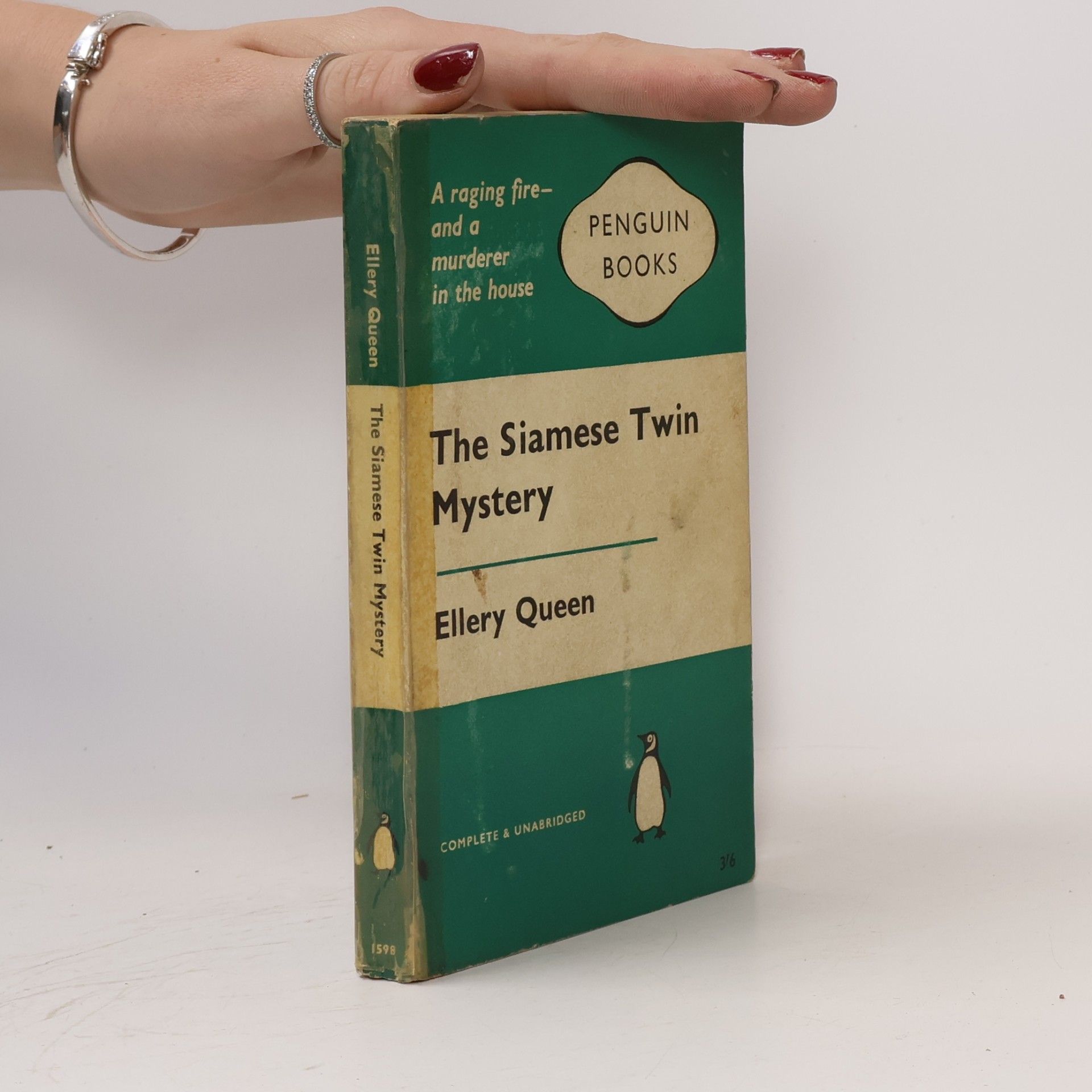 Ellery Queen The Siamese Twin Mystery