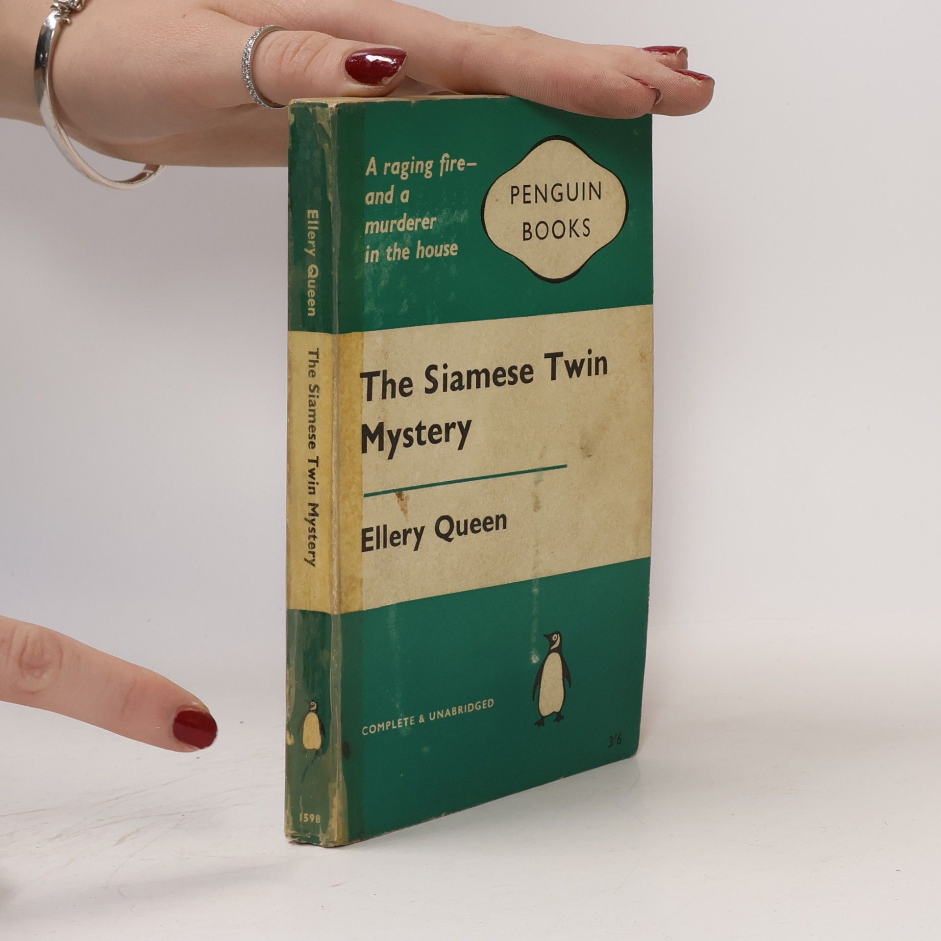 Ellery Queen The Siamese Twin Mystery