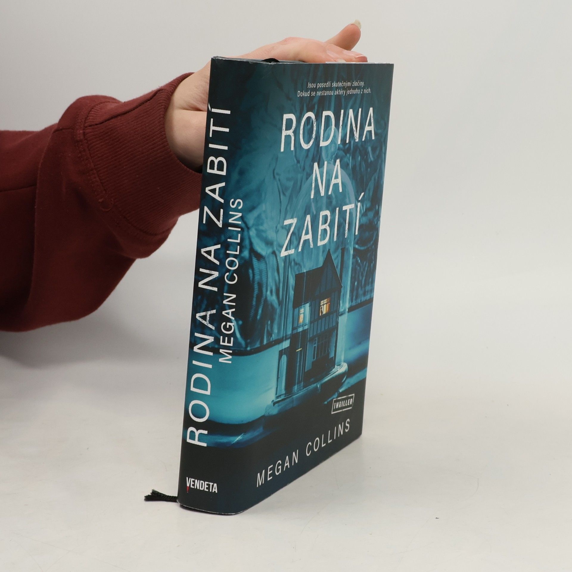Megan Collins Rodina na zabití