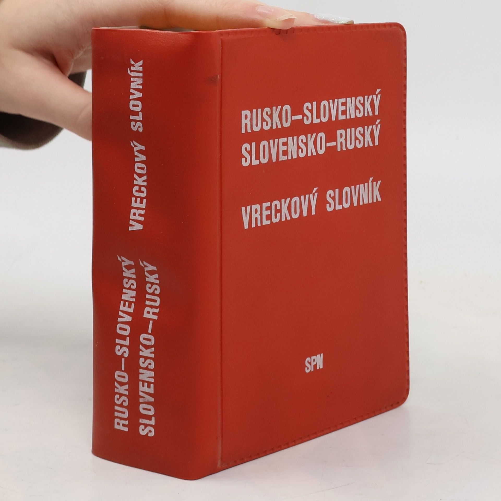 Rusko-slovenský a slovensko-ruský vreckový slovník
