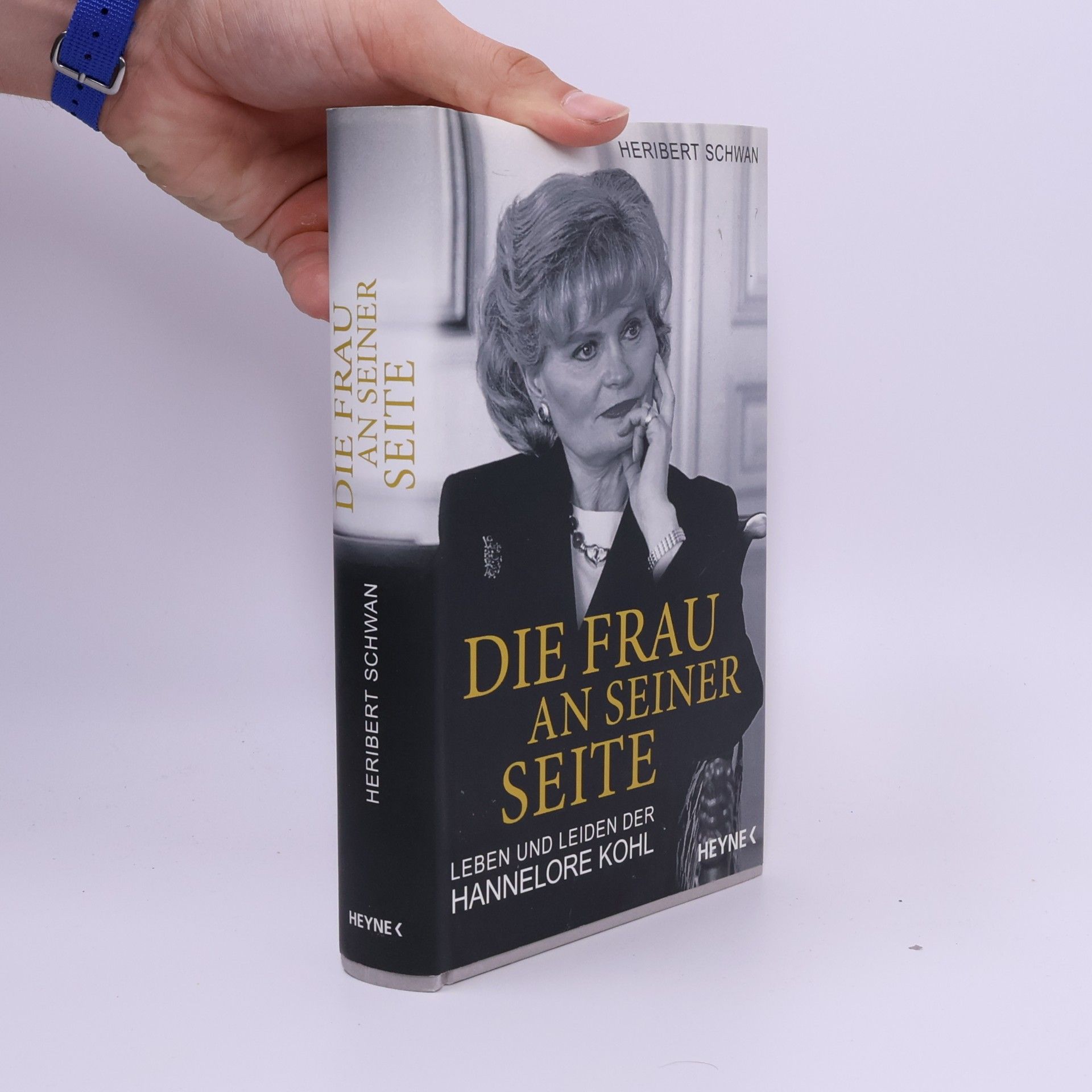 Die Frau an seiner Seite