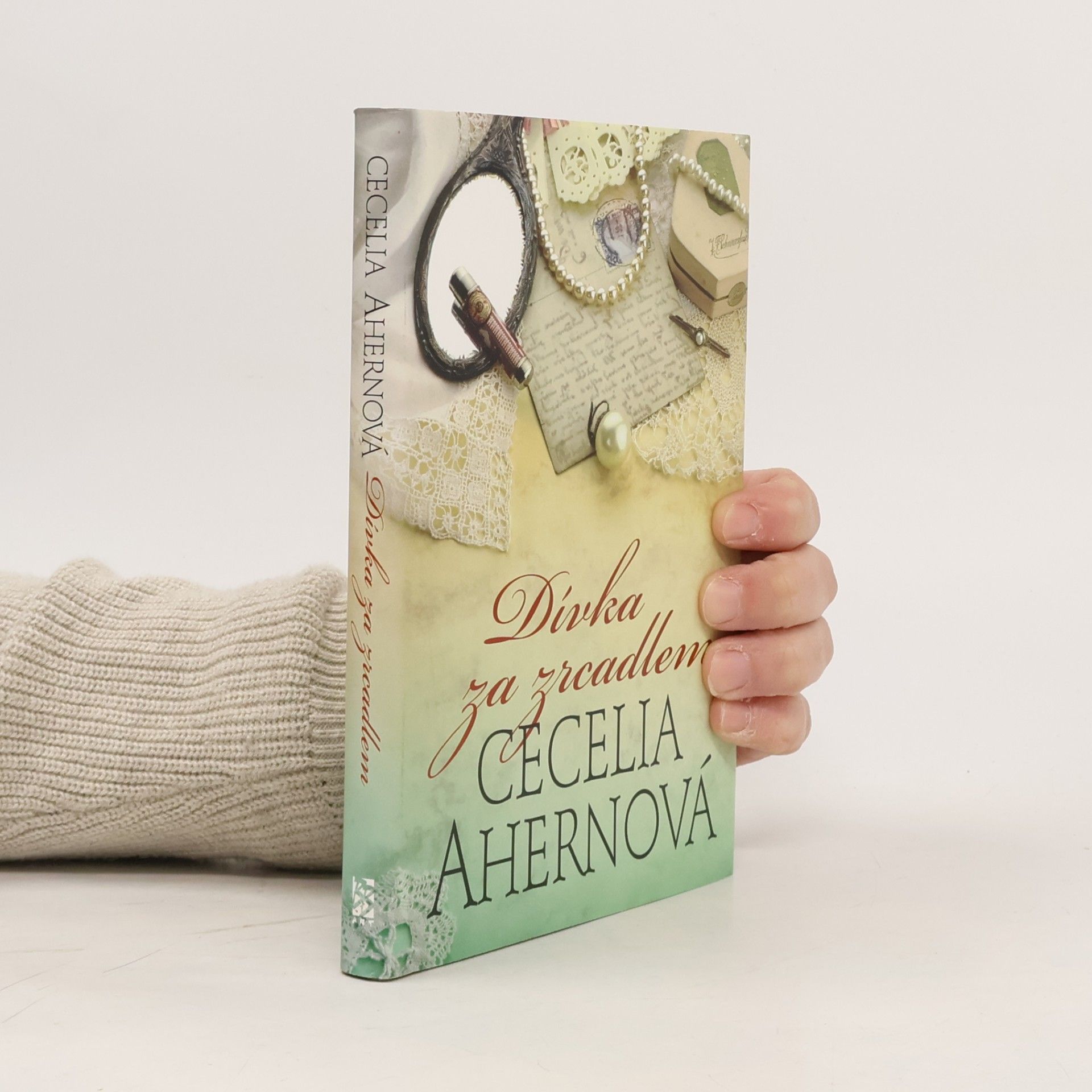 Cecelia Ahern Dívka za zrcadlem