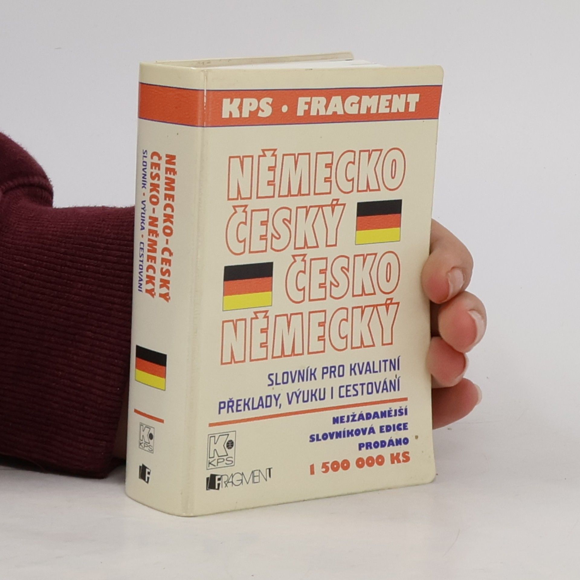 kolektiv Německo-český, česko-německý slovník pro kvalitní překlady, výuku i cestování