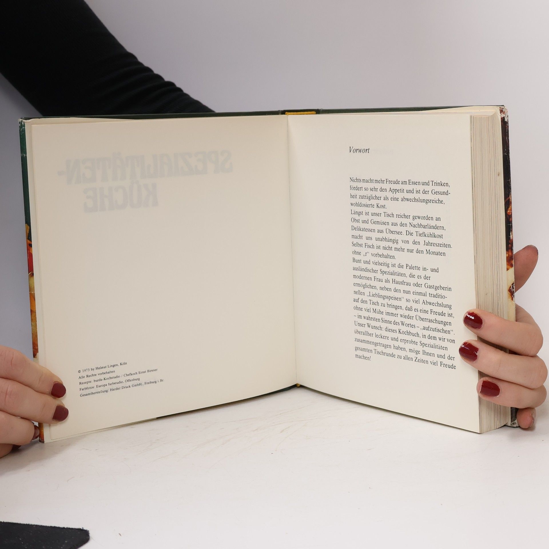 Collectif d'auteurs Spezialtäten-Küche