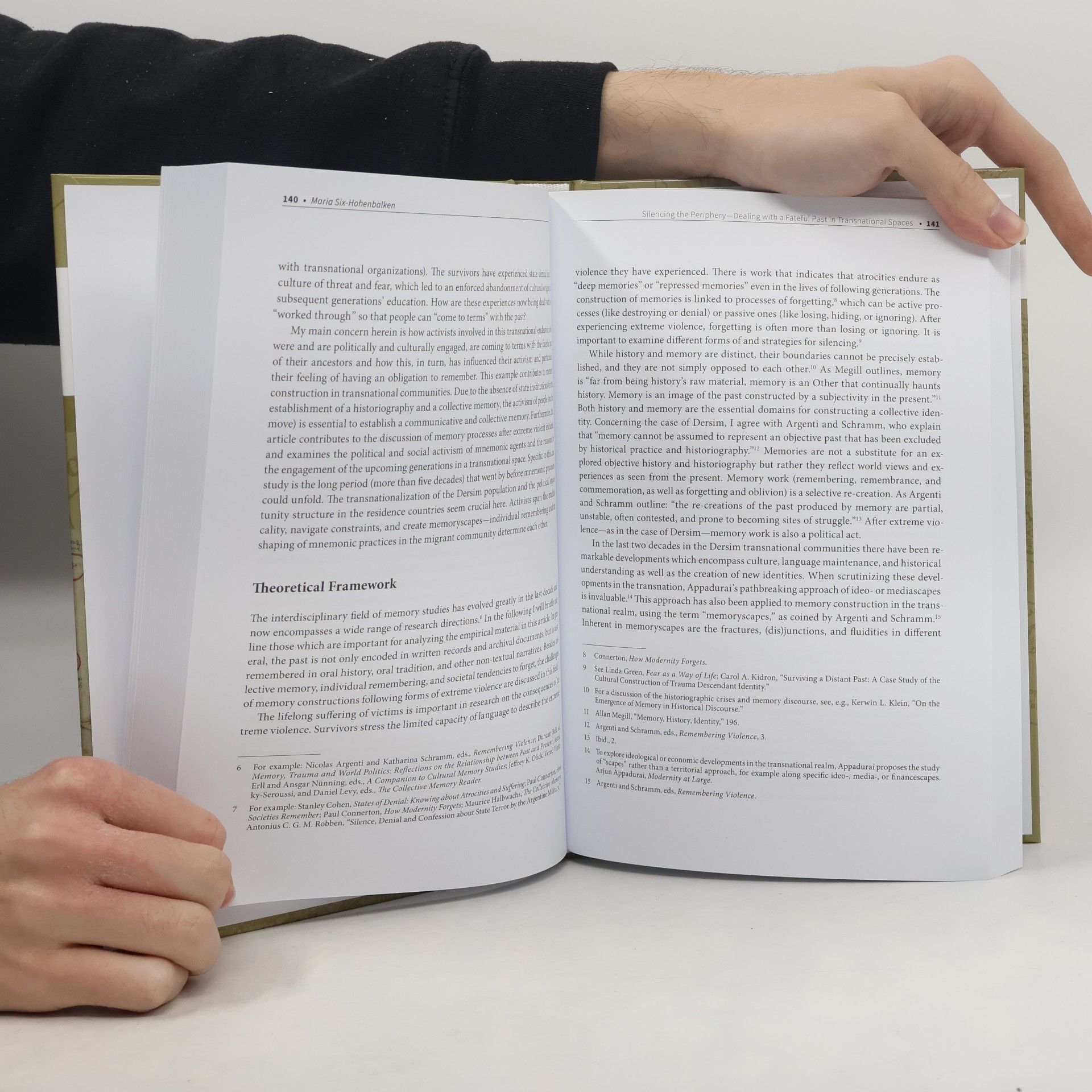 kolektiv Imaginaries and historiographies of contested regions